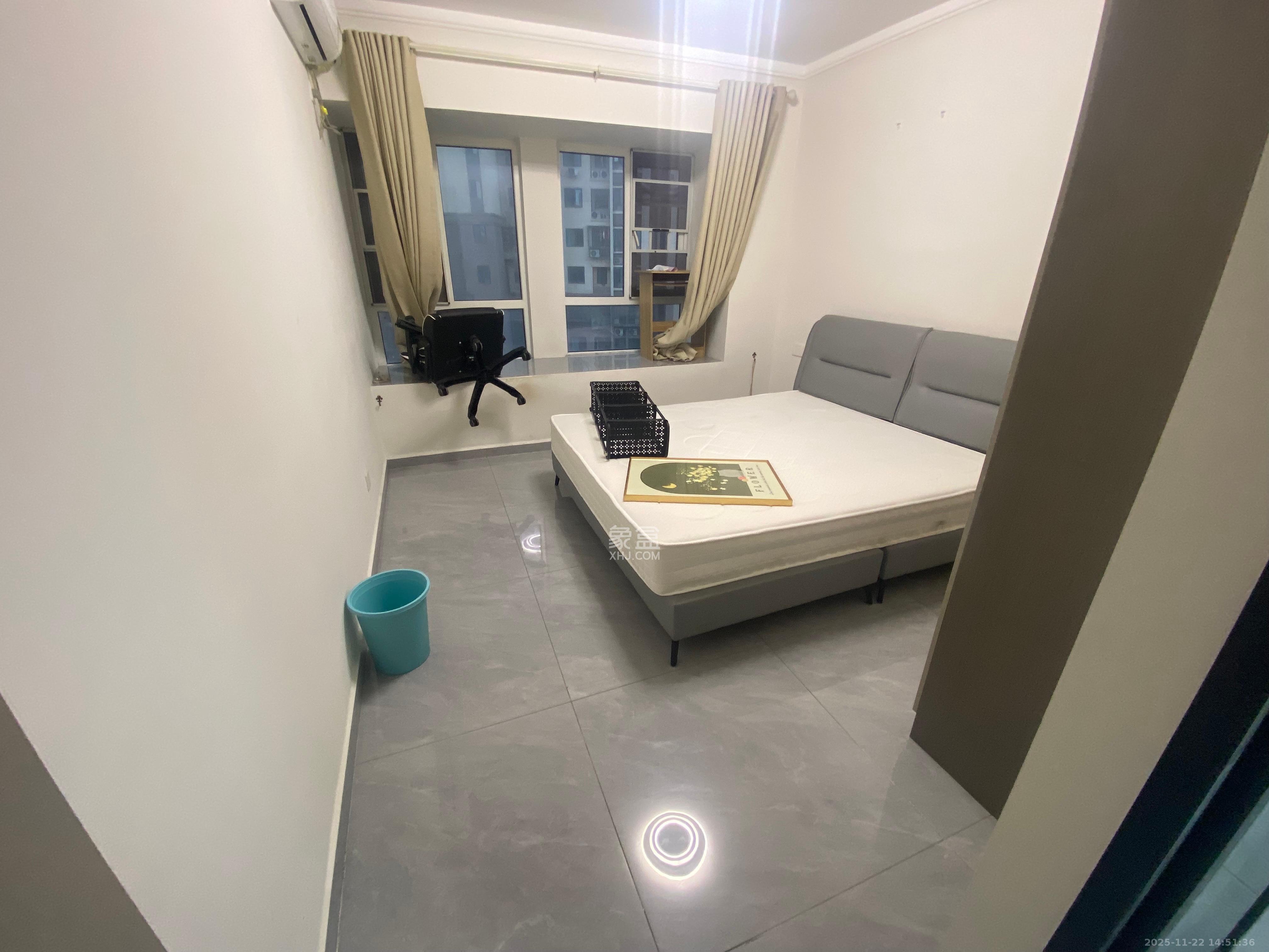 云和华府  3室2厅2卫    2600.0元/月室内图