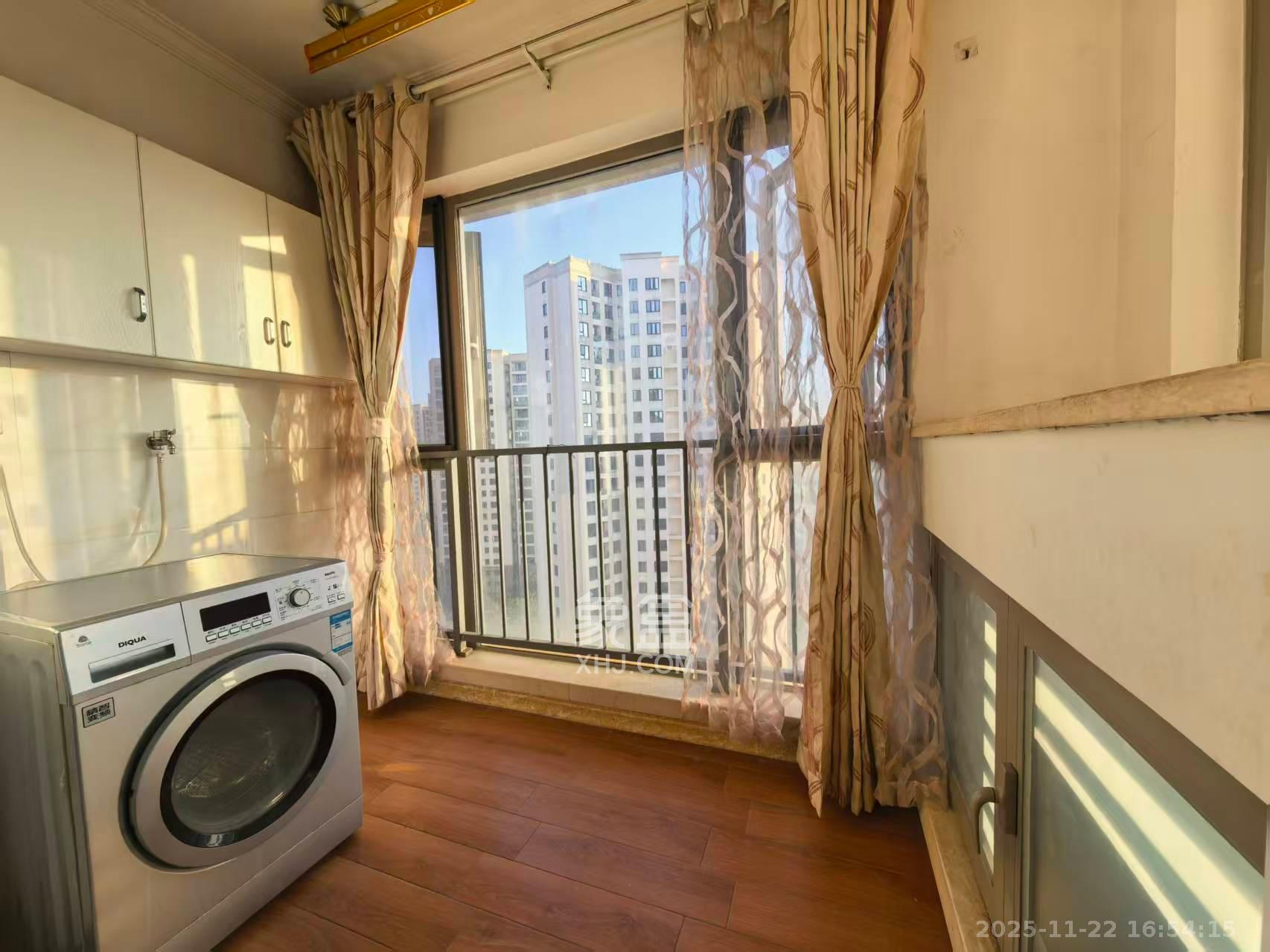 怡海星城 1室2厅1卫 1350.0元/月 怡海星城 1室2厅1卫 1350.0元/月室内图