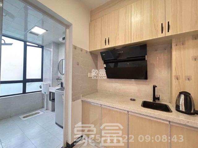 荣悦台 1室1厅1卫 2200.0元/月 荣悦台 1室1厅1卫 2200.0元/月室内图