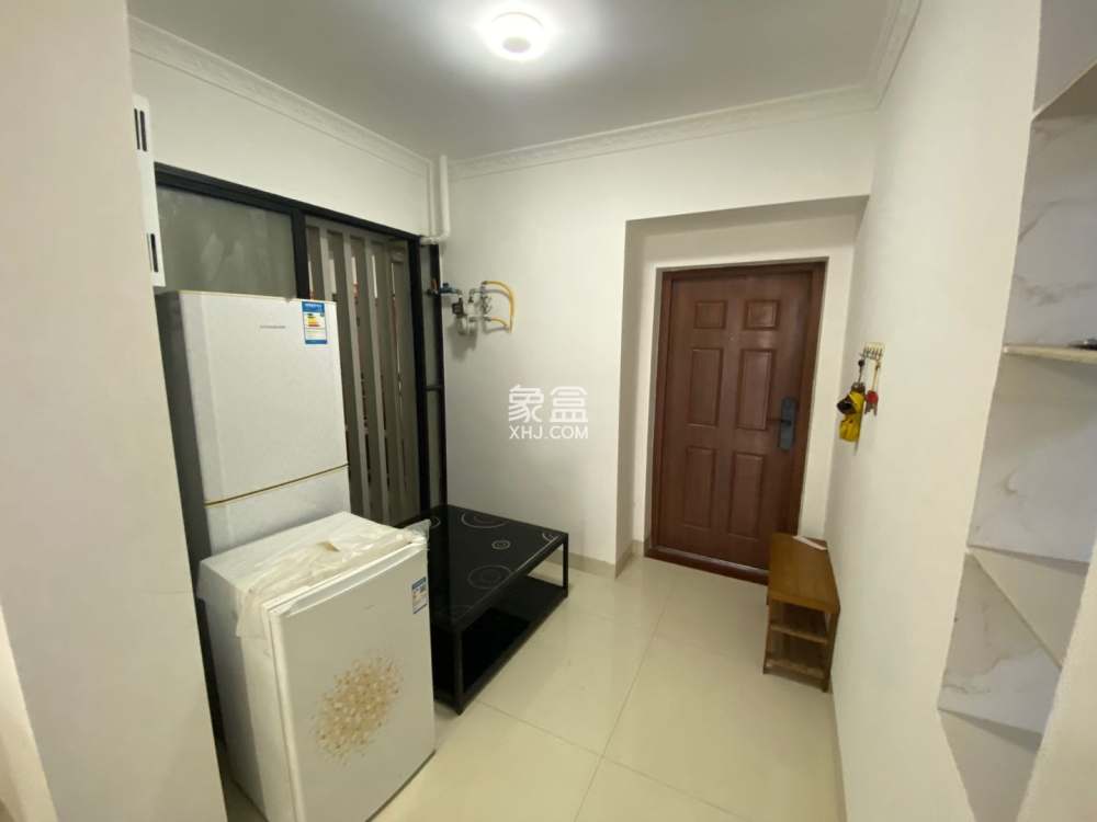 国兴城（C区）  2室2厅1卫    2700.0元/月室内图