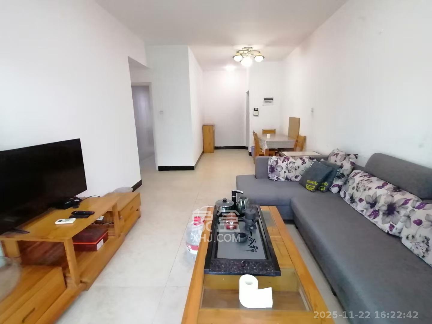 夏威夷碧水春城(碧桂园城市花园) 3室2厅2卫 1900.0元/月 夏威夷碧水春城(碧桂园城市花园) 3室2厅2卫 1900.0元/月室内图