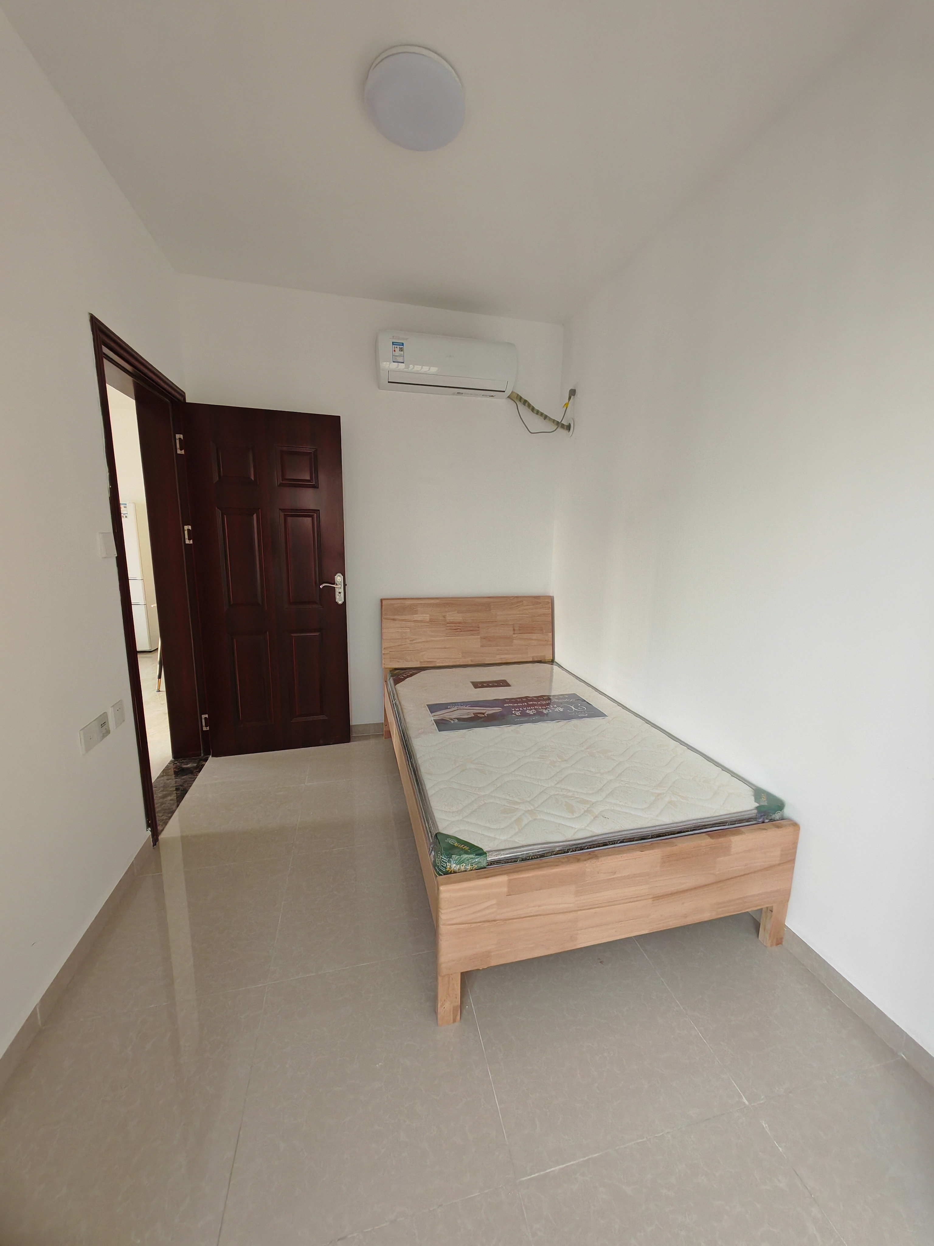 坡巷雅苑 2室2厅1卫 2500.0元/月 坡巷雅苑 2室2厅1卫 2500.0元/月室内图