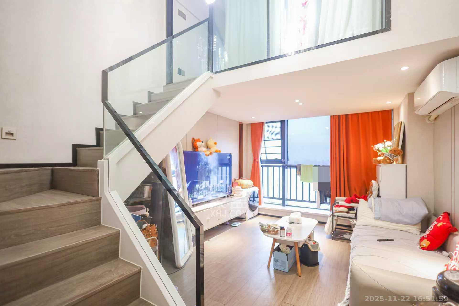 中一鲲出(鲲鹏府) 2室1厅1卫 2300.0元/月 中一鲲出(鲲鹏府) 2室1厅1卫 2300.0元/月室内图