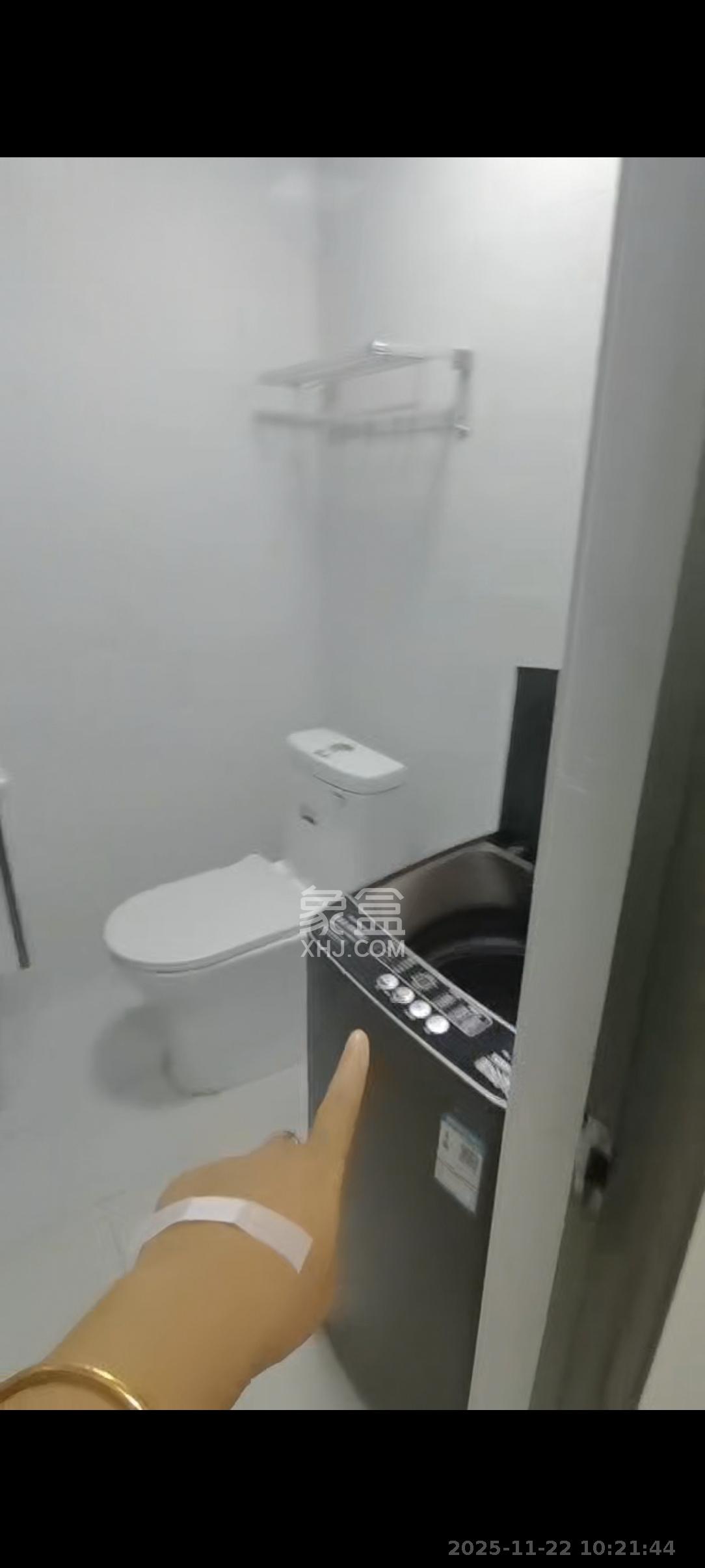 日盛湖湘花苑 1室0厅0卫 1400.0元/月 日盛湖湘花苑 1室0厅0卫 1400.0元/月室内图