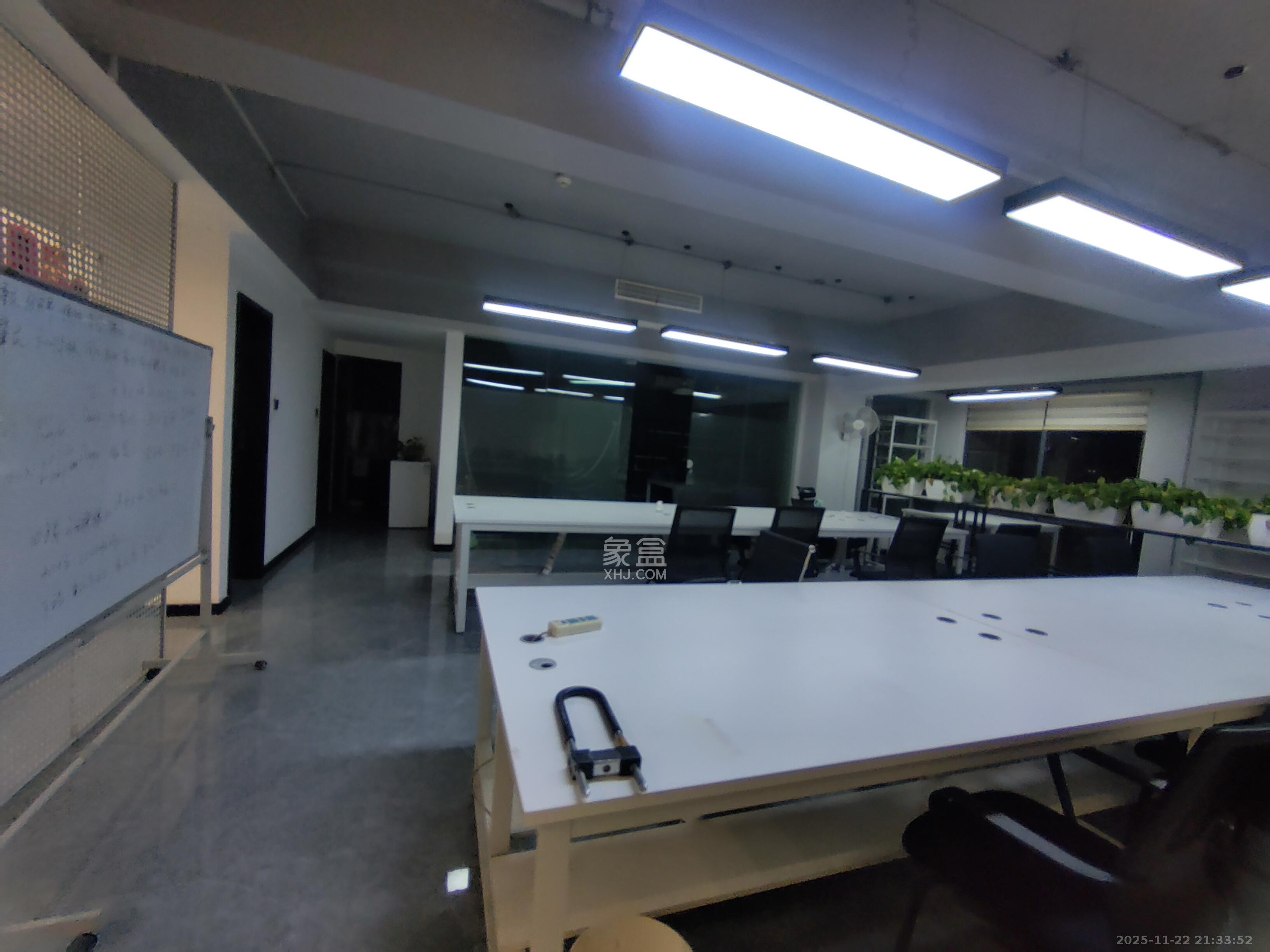 明发国际城 1室1厅1卫 6000.0元/月 明发国际城 1室1厅1卫 6000.0元/月室内图