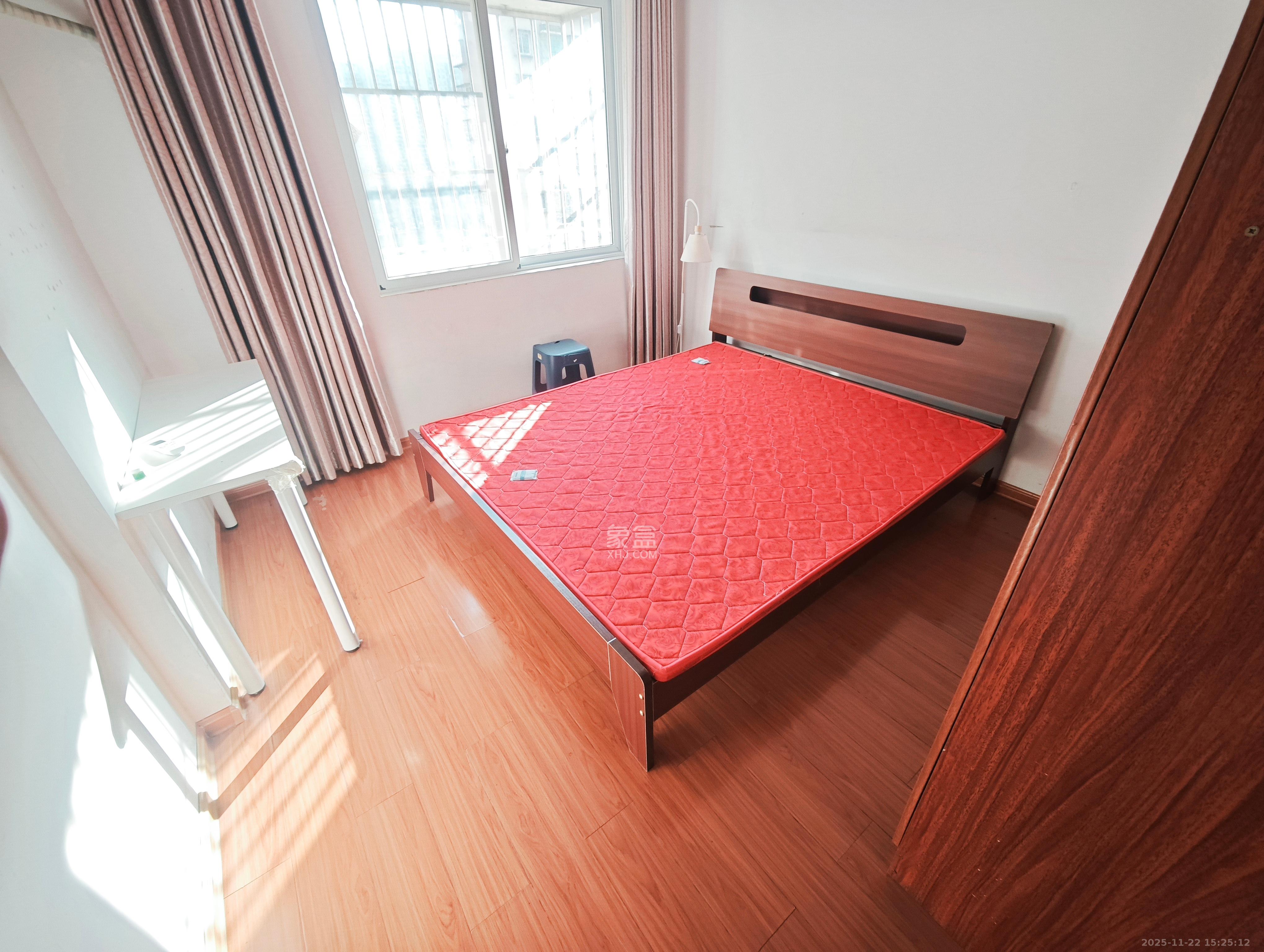 星城新宇黎锦苑 2室1厅1卫 1600.0元/月 星城新宇黎锦苑 2室1厅1卫 1600.0元/月室内图