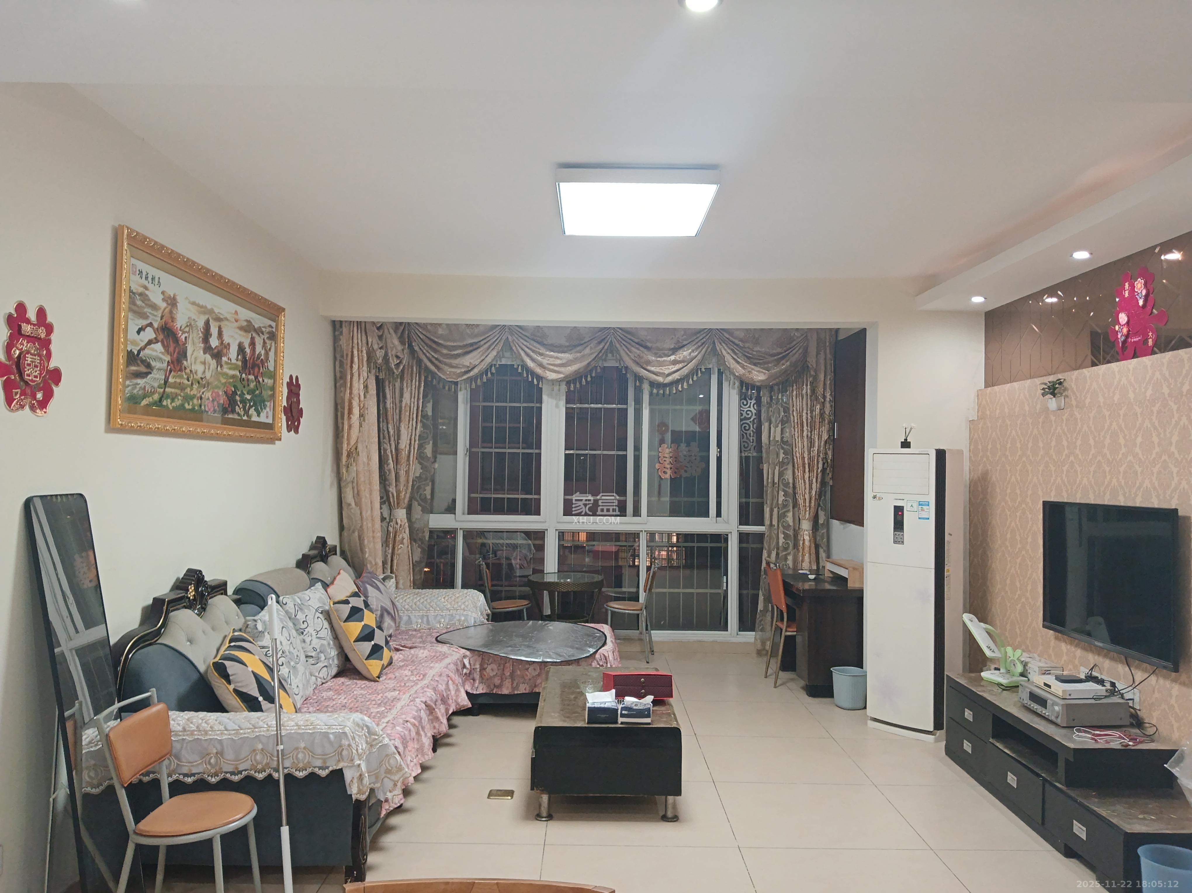 楚天世纪城东苑  4室2厅2卫    1800.0元/月