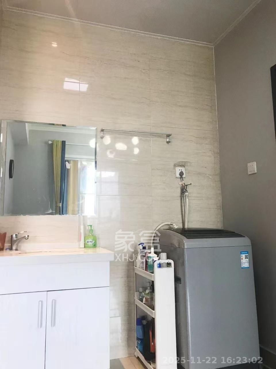 融科东南海  2室2厅1卫    2380.0元/月室内图