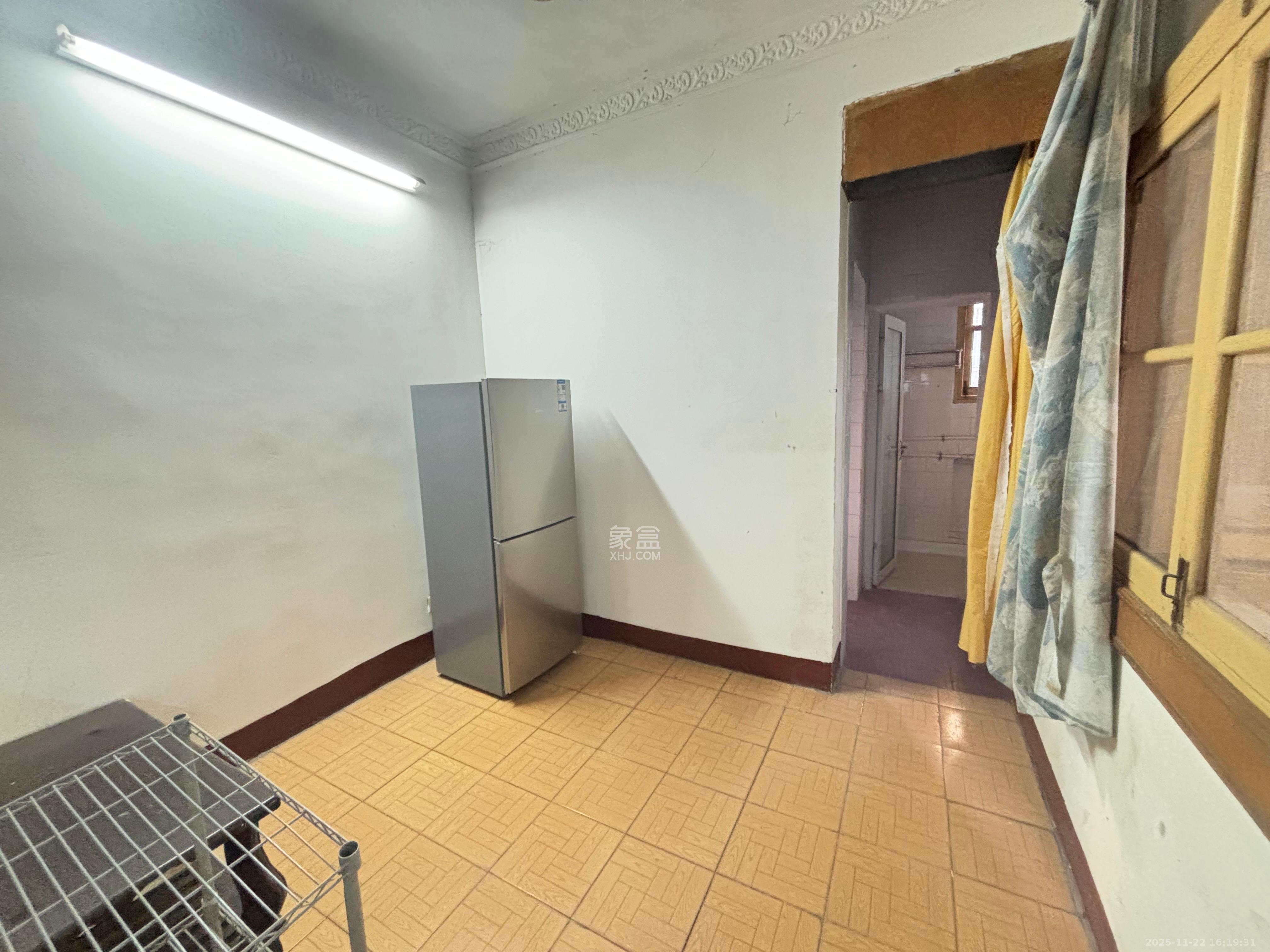 省木材公司宿舍(原欧园木材厂宿舍) 2室1厅1卫 1900.0元/月 省木材公司宿舍(原欧园木材厂宿舍) 2室1厅1卫 1900.0元/月室内图