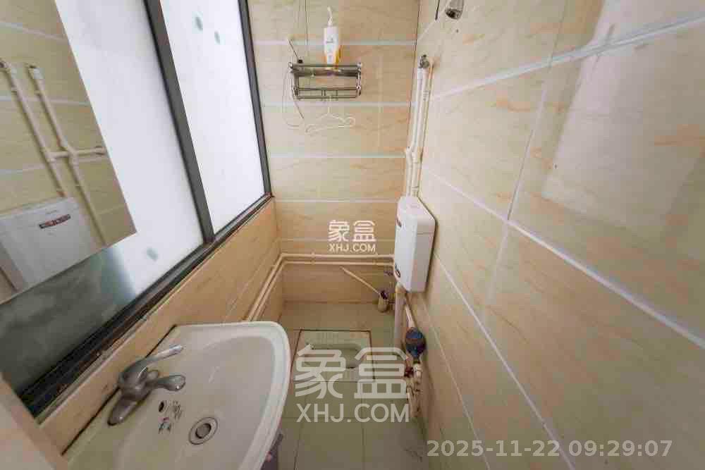 奥林匹克花园贡院一期 4室2厅2卫 1500.0元/月 奥林匹克花园贡院一期 4室2厅2卫 1500.0元/月室内图