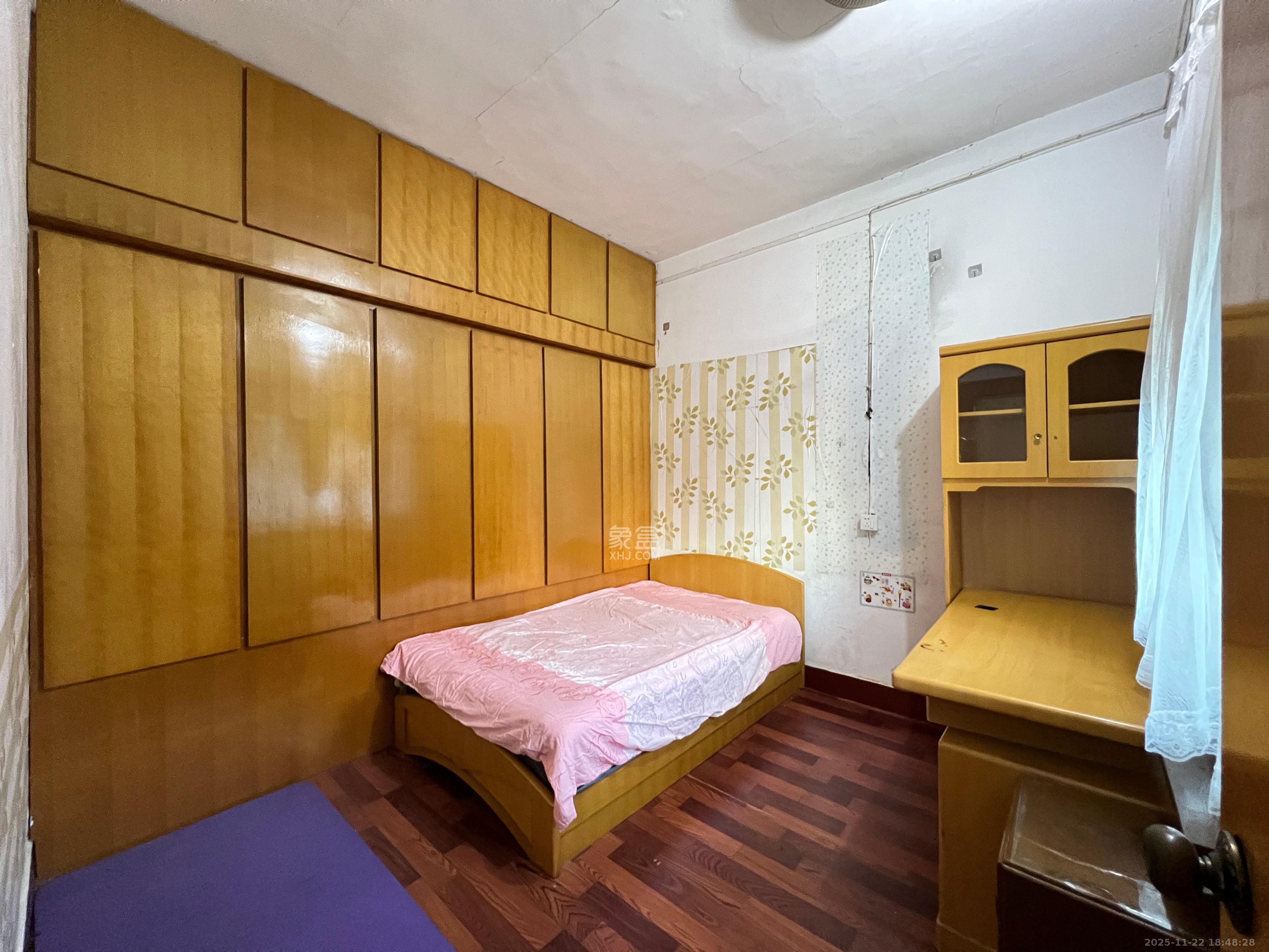 湘宾宿舍 1室1厅1卫 1100.0元/月 湘宾宿舍 1室1厅1卫 1100.0元/月室内图