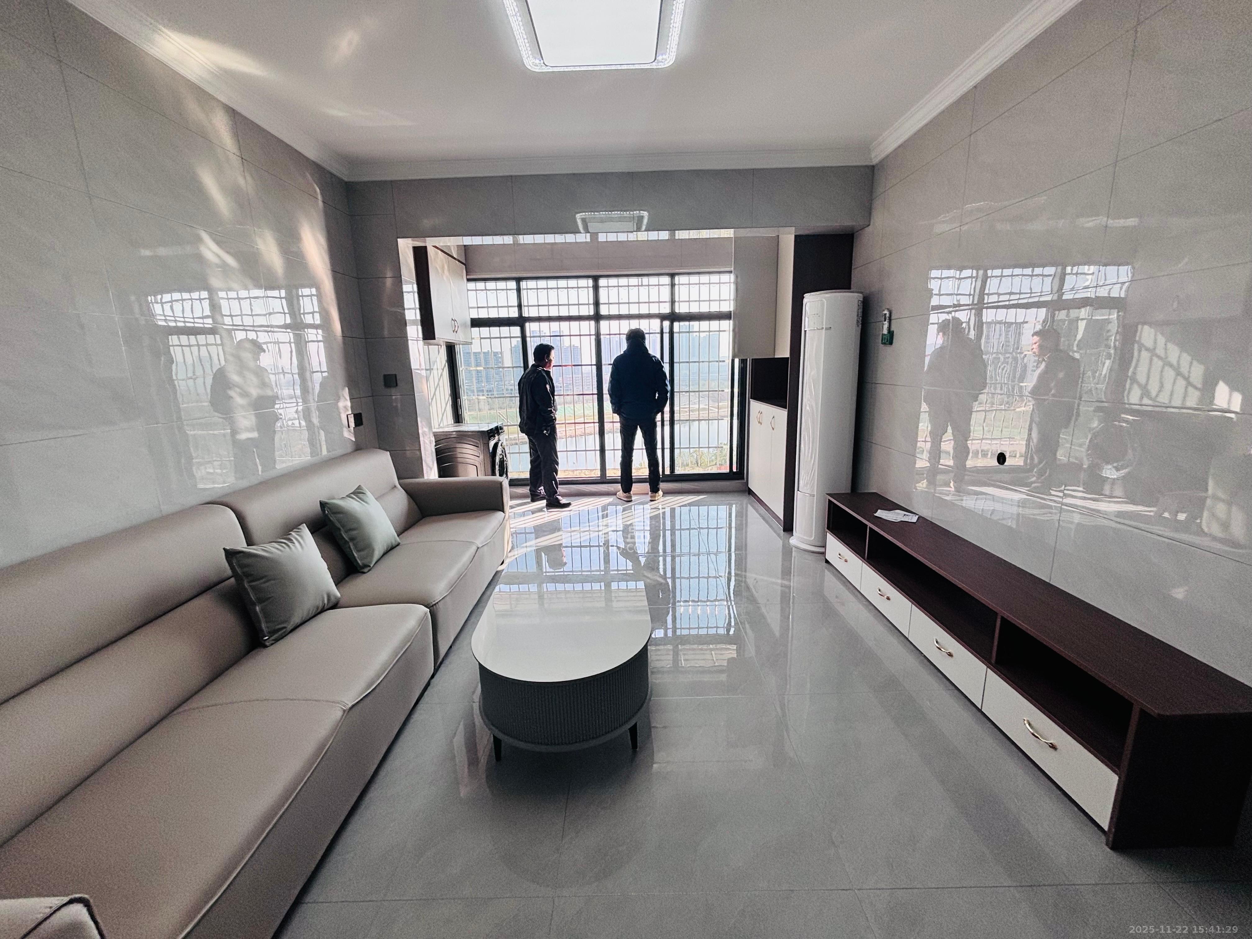 和景家园二期 2室2厅1卫 1880.0元/月 和景家园二期 2室2厅1卫 1880.0元/月室内图