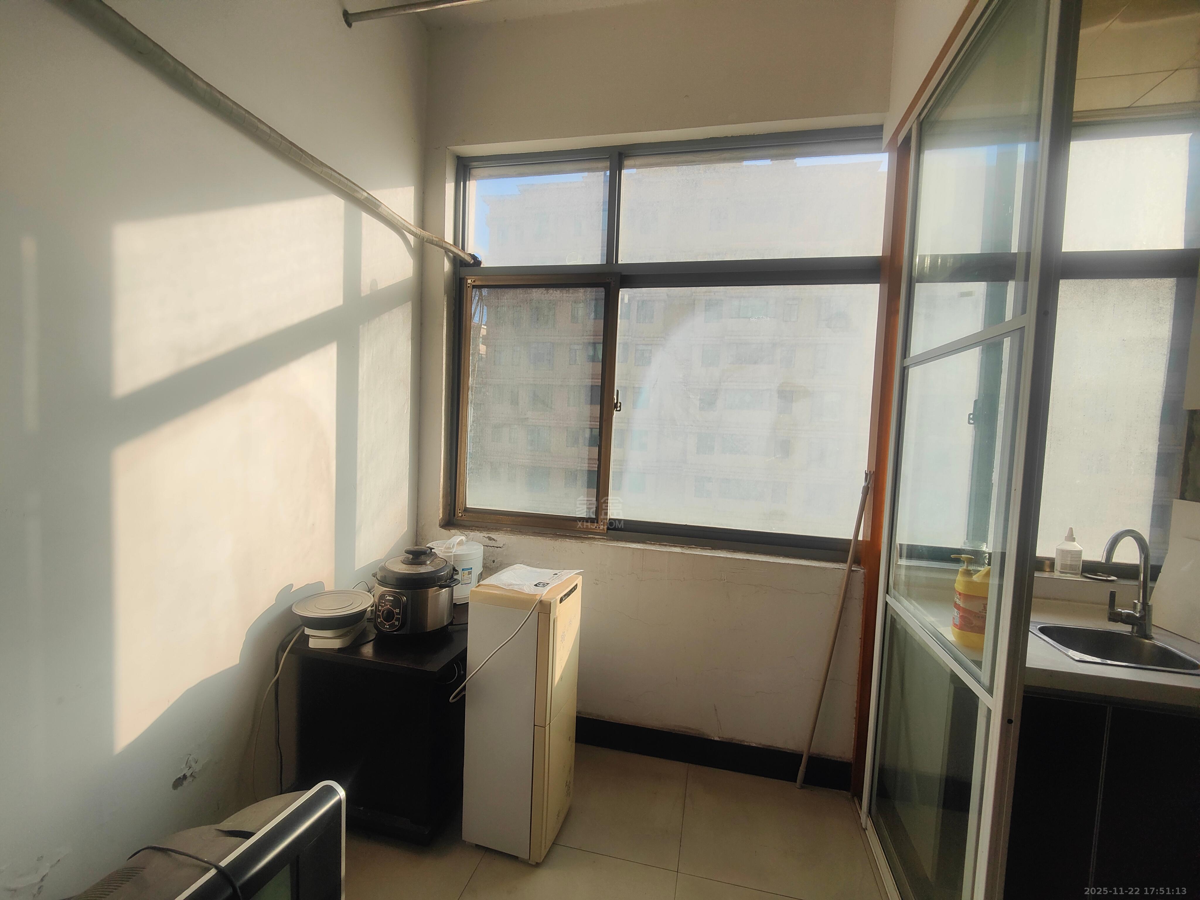 庐山春天大厦(和一宾馆) 1室1厅1卫 900.0元/月 庐山春天大厦(和一宾馆) 1室1厅1卫 900.0元/月室内图