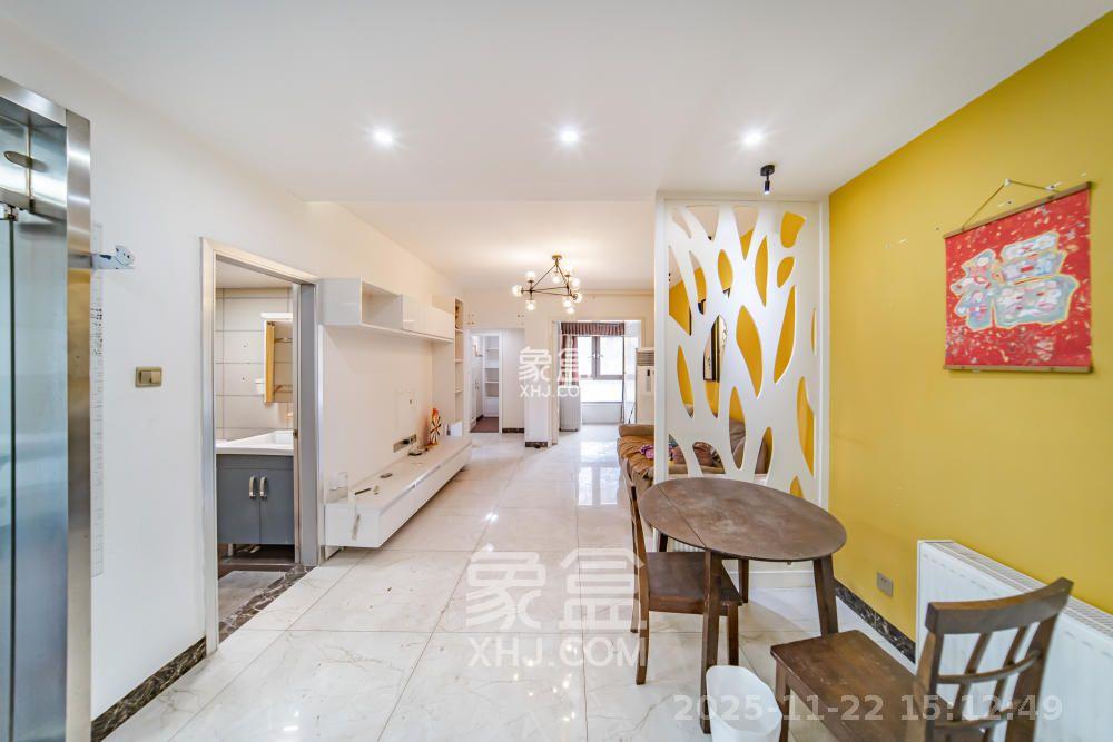 合能洋湖公馆  2室2厅1卫    2300.0元/月室内图