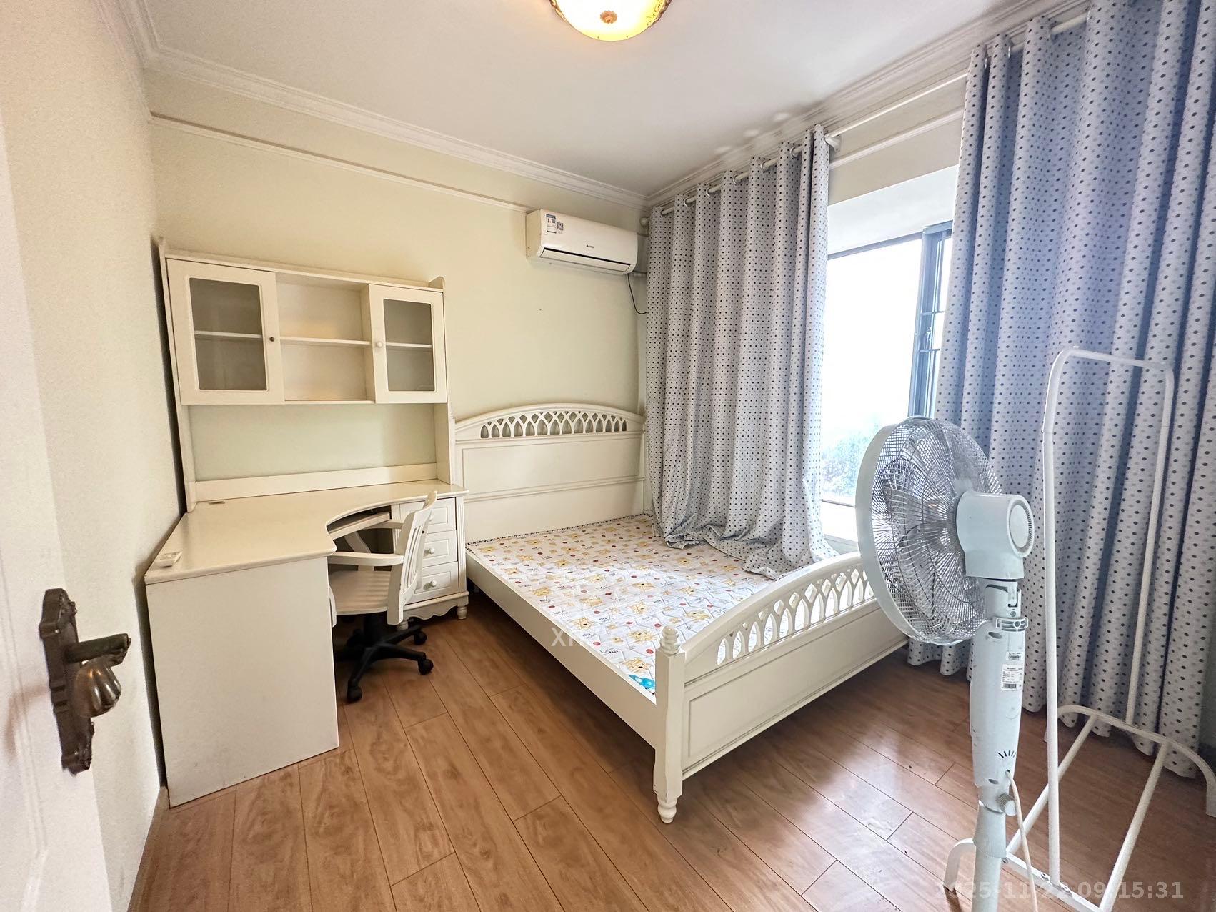 鸿基橄榄君庭  3室1厅1卫    2600.0元/月室内图