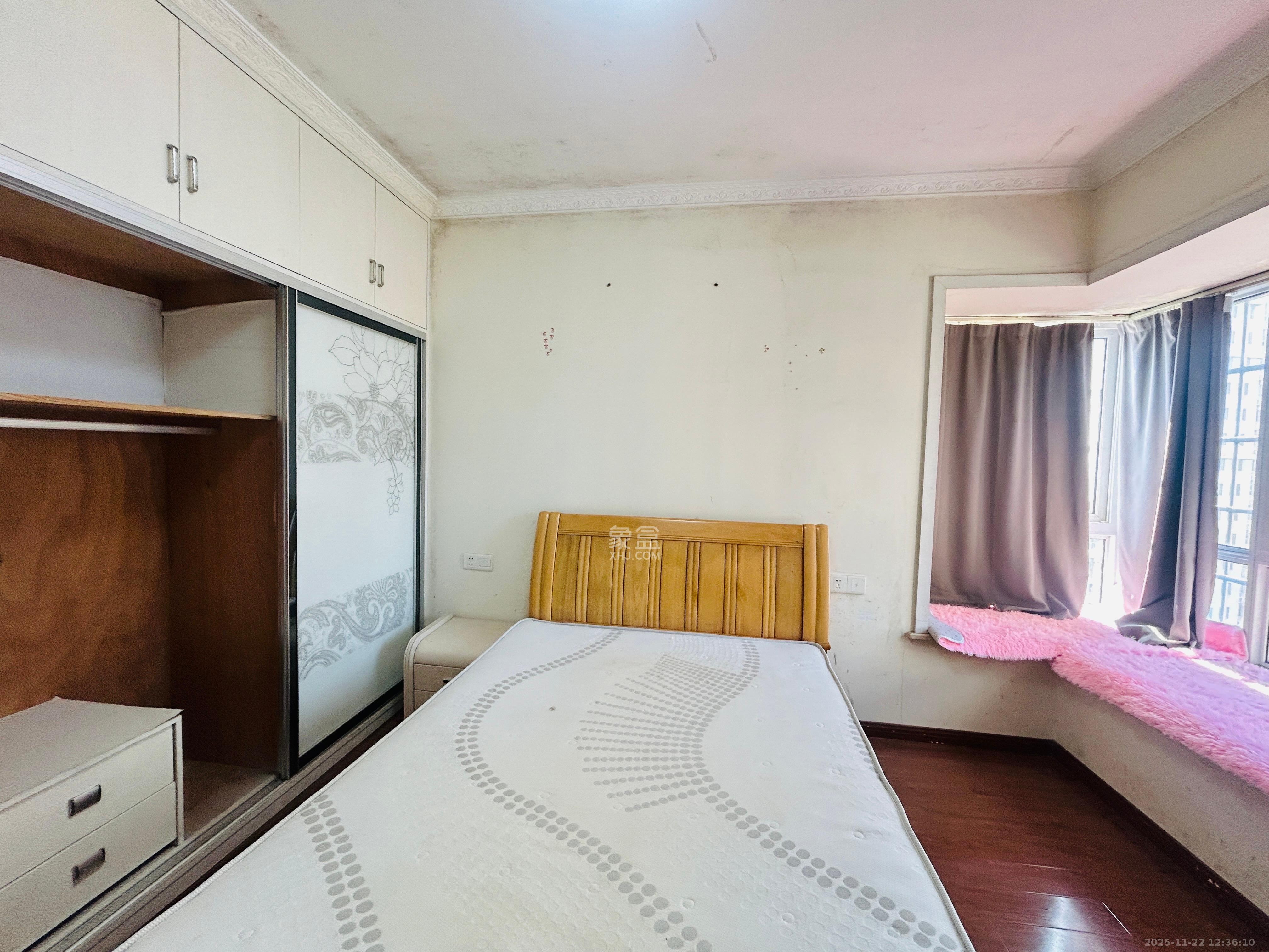 中房F联邦 3室2厅1卫 2700.0元/月 中房F联邦 3室2厅1卫 2700.0元/月室内图