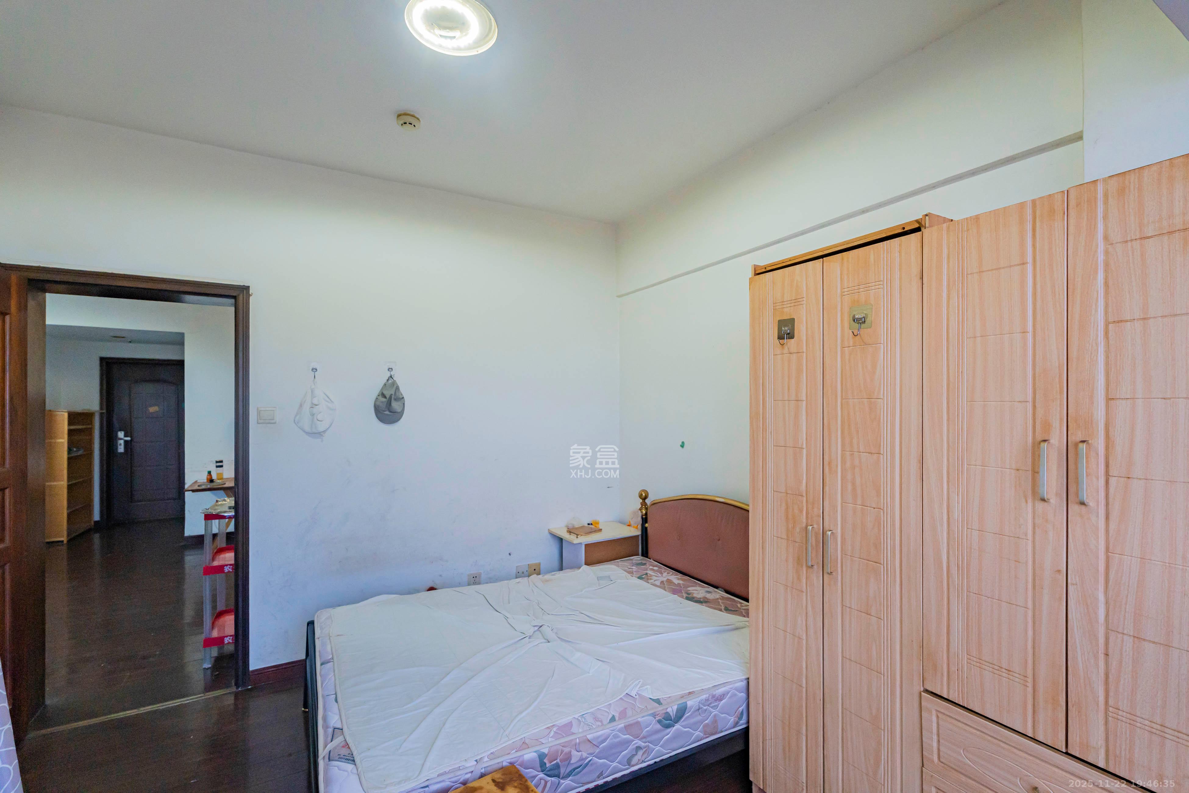 时代先锋  2室2厅1卫    2000.0元/月室内图