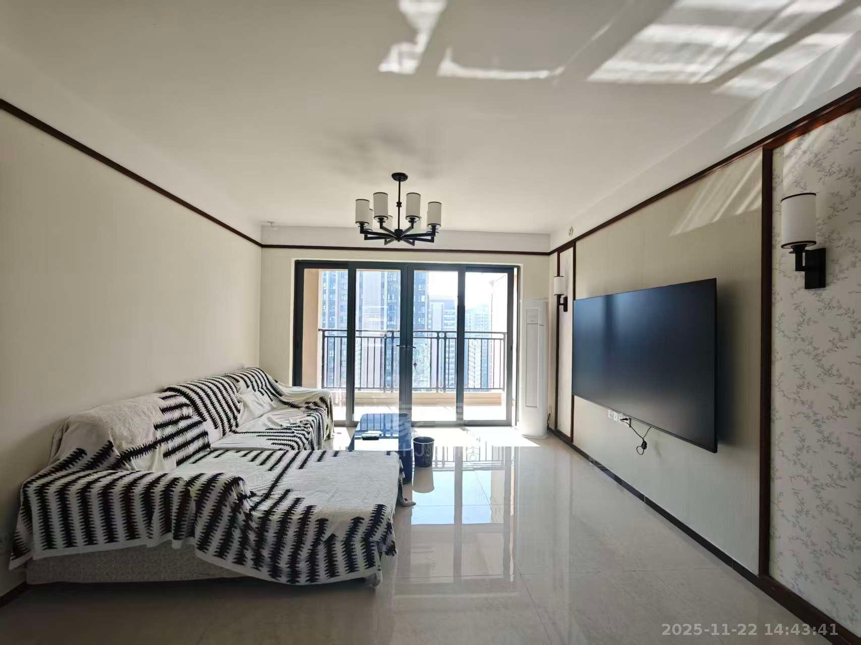 株洲恒大悦珑台  4室2厅2卫    2200.0元/月