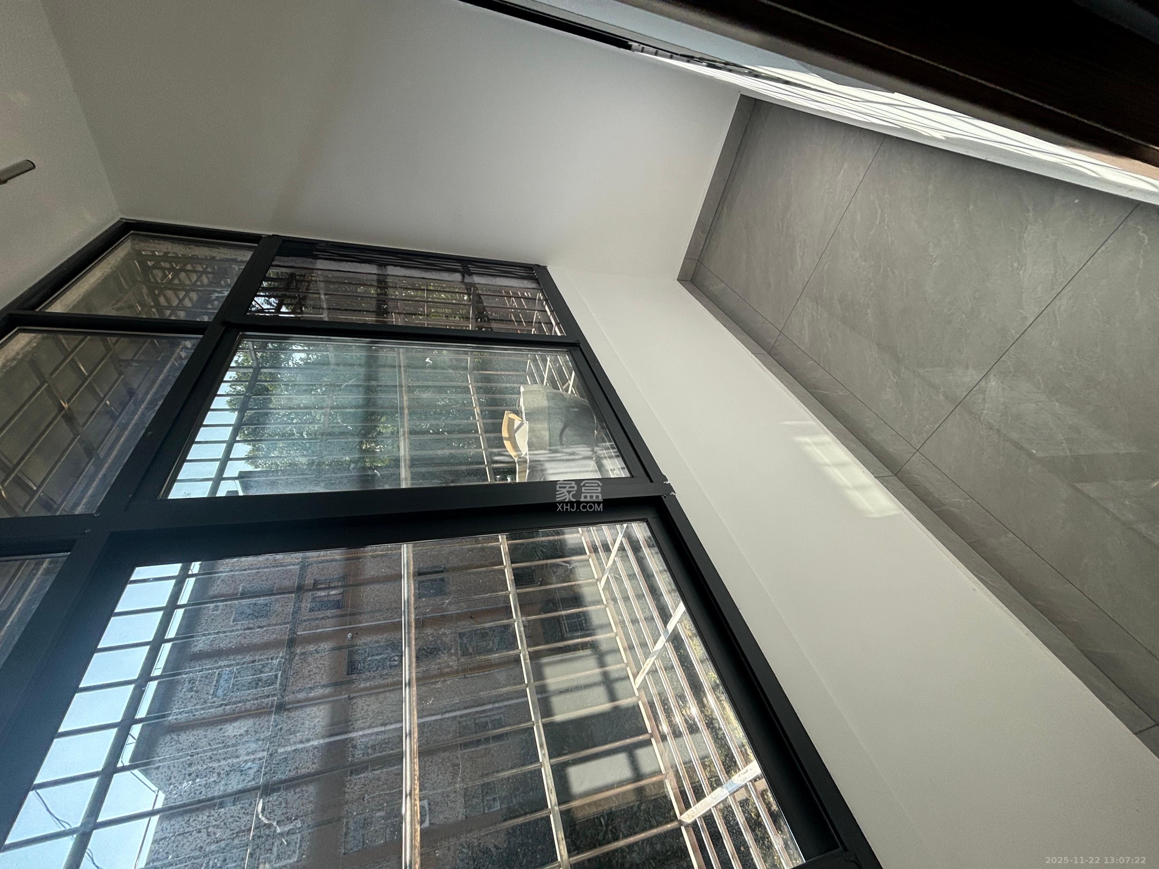 湖湘肿瘤医院宿舍 4室2厅1卫 3200.0元/月 湖湘肿瘤医院宿舍 4室2厅1卫 3200.0元/月室内图