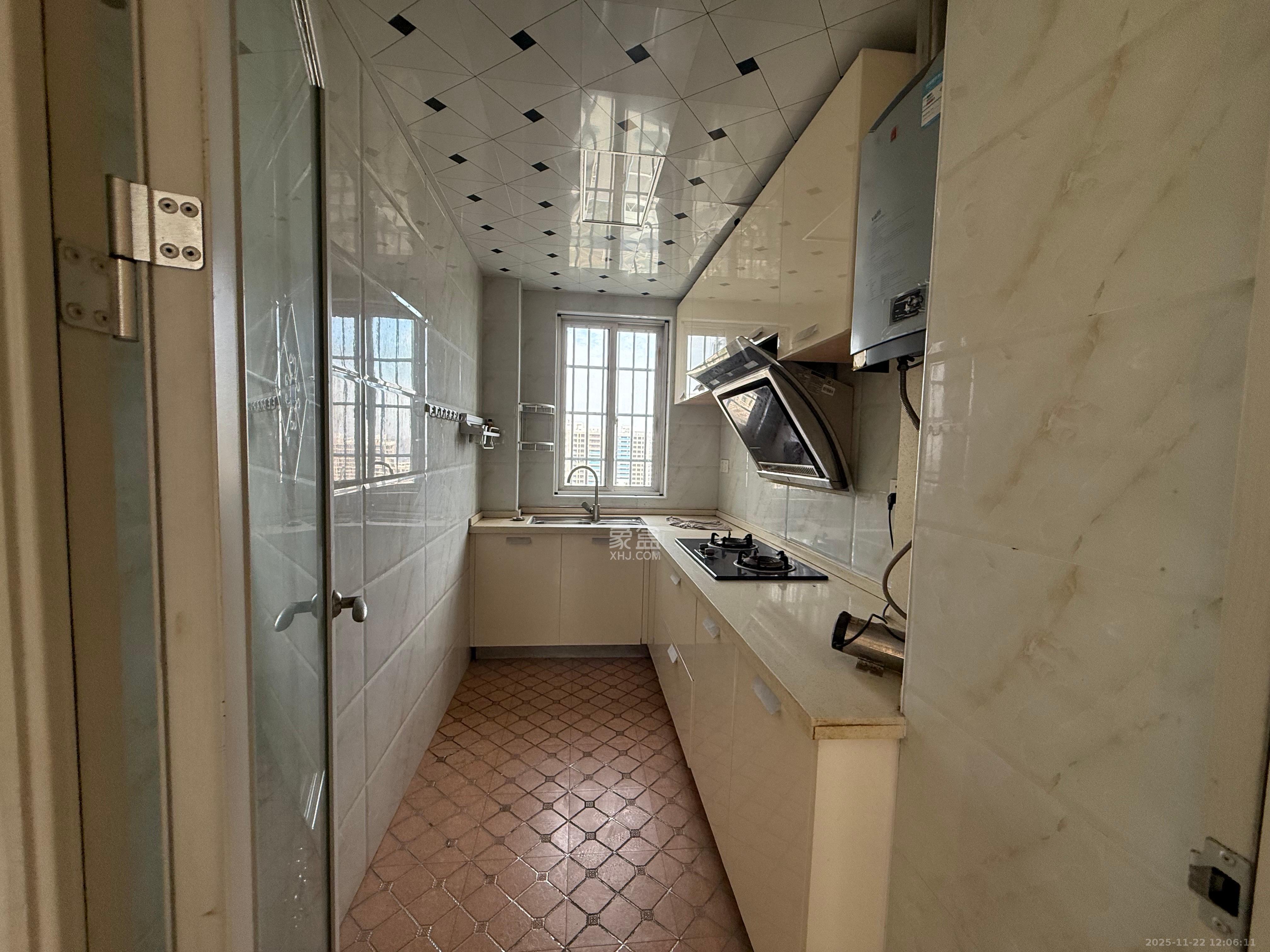 时代星城 3室2厅2卫 1900.0元/月 时代星城 3室2厅2卫 1900.0元/月室内图