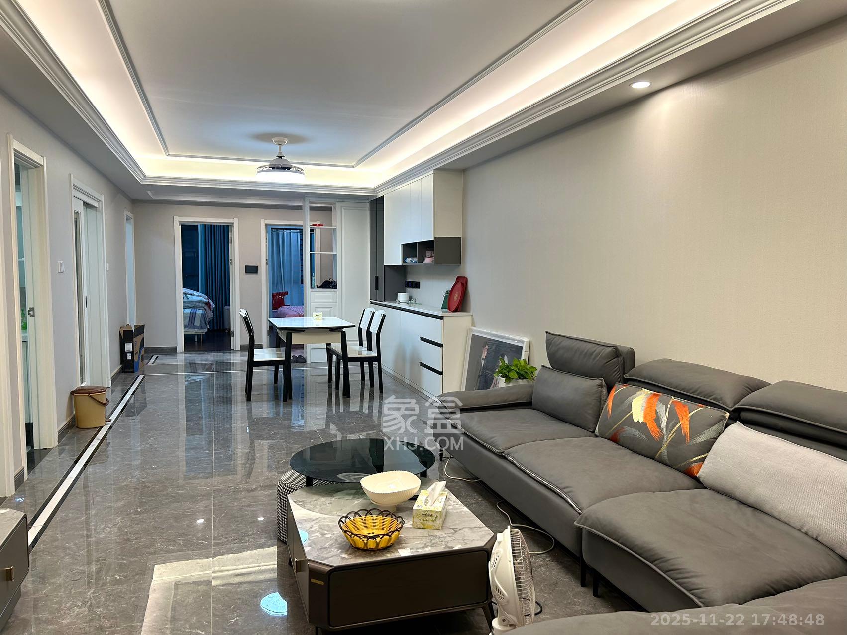 中海珑悦府  4室0厅0卫    3500.0元/月室内图