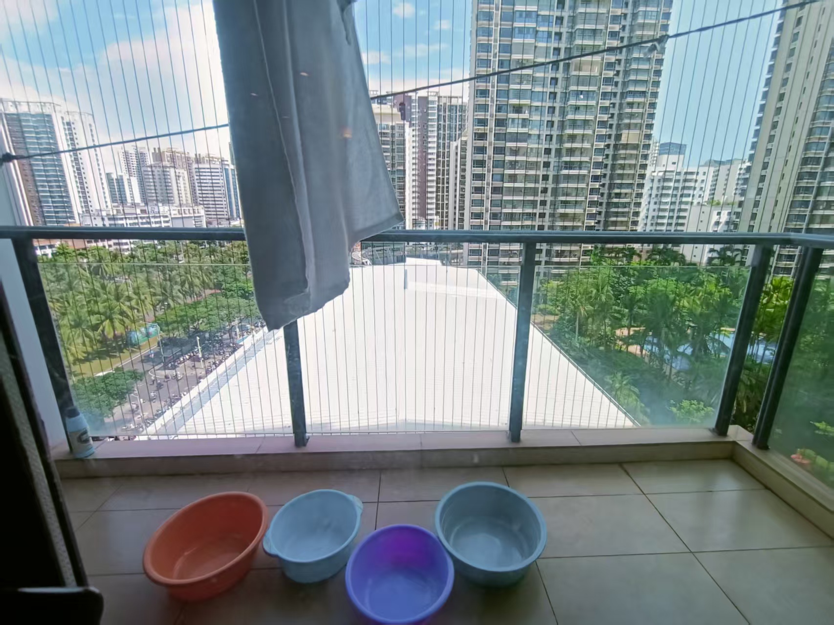 和信广场  2室1厅1卫    3000.0元/月室内图