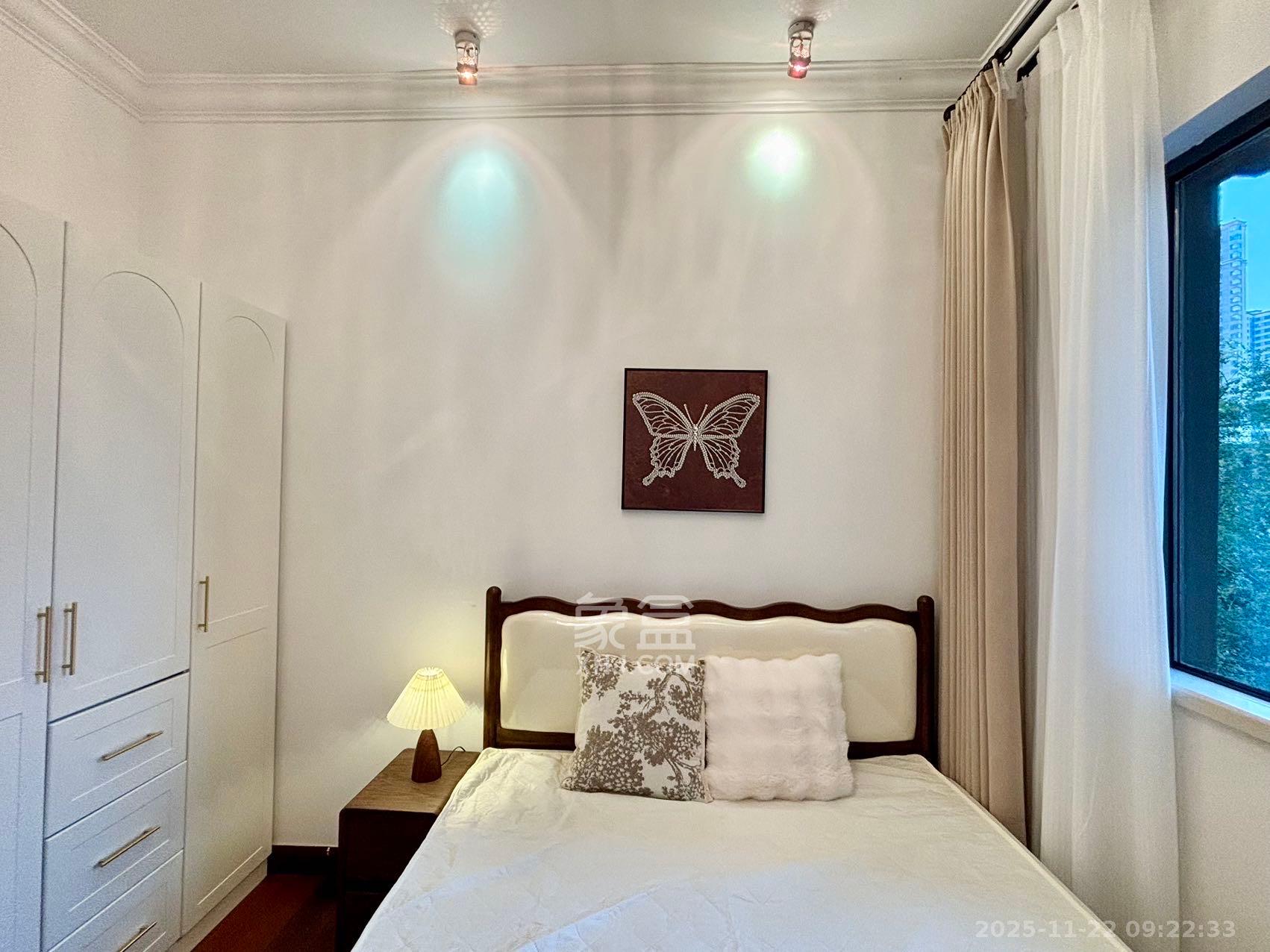 恒大江湾 3室2厅2卫 3180.0元/月 恒大江湾 3室2厅2卫 3180.0元/月室内图