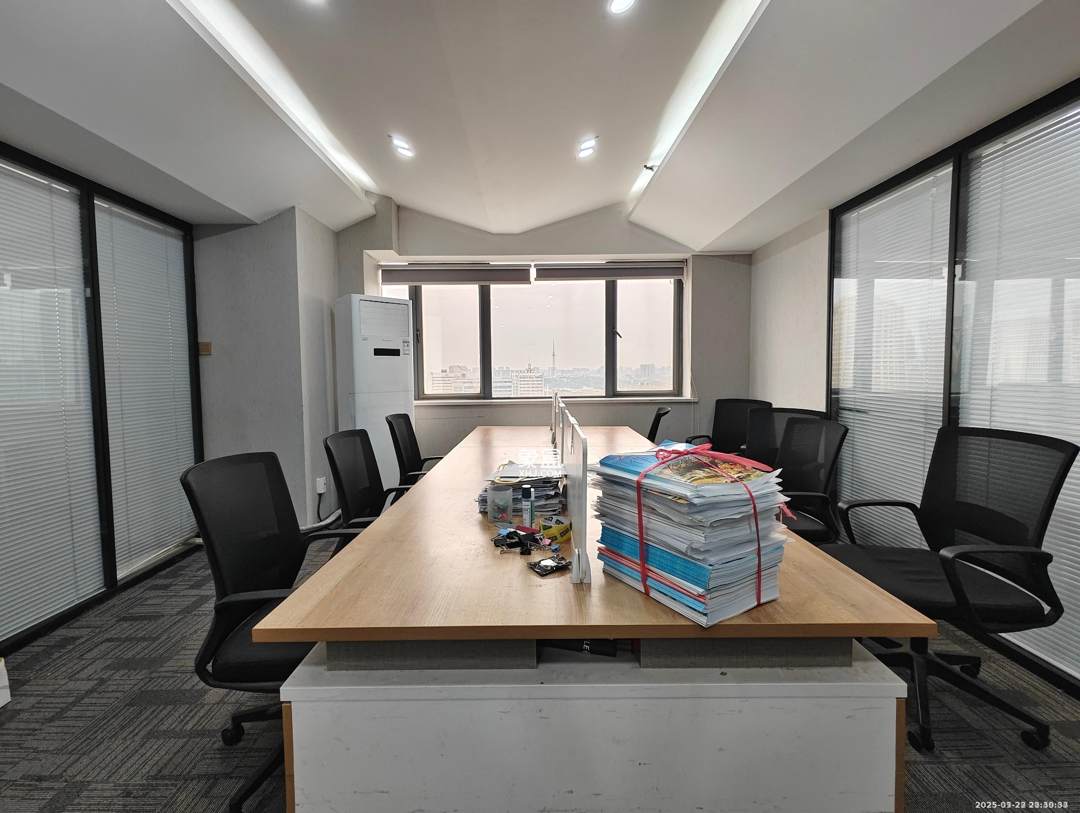 湘域中央  5室1厅1卫    4800.0元/月室内图