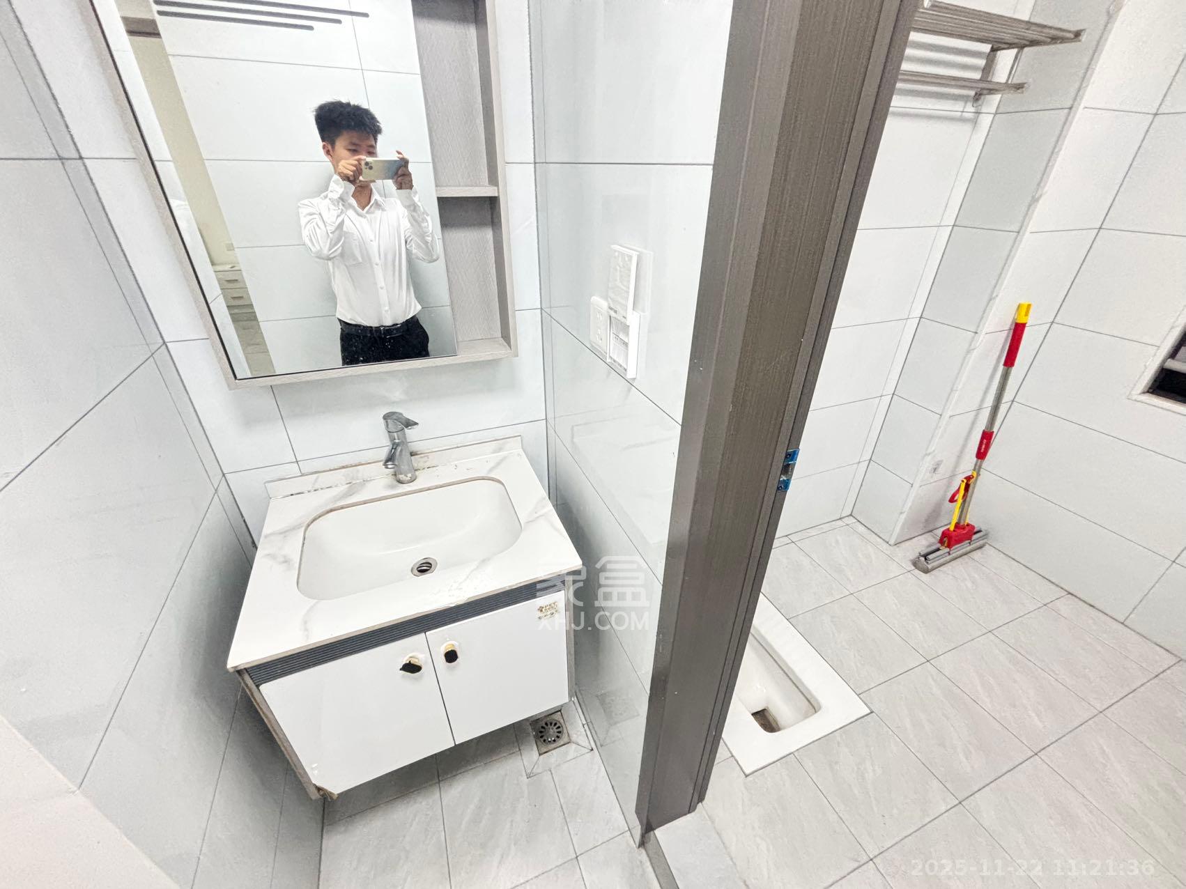 阳光城尚东湾愉景苑  3室2厅1卫    2500.0元/月室内图