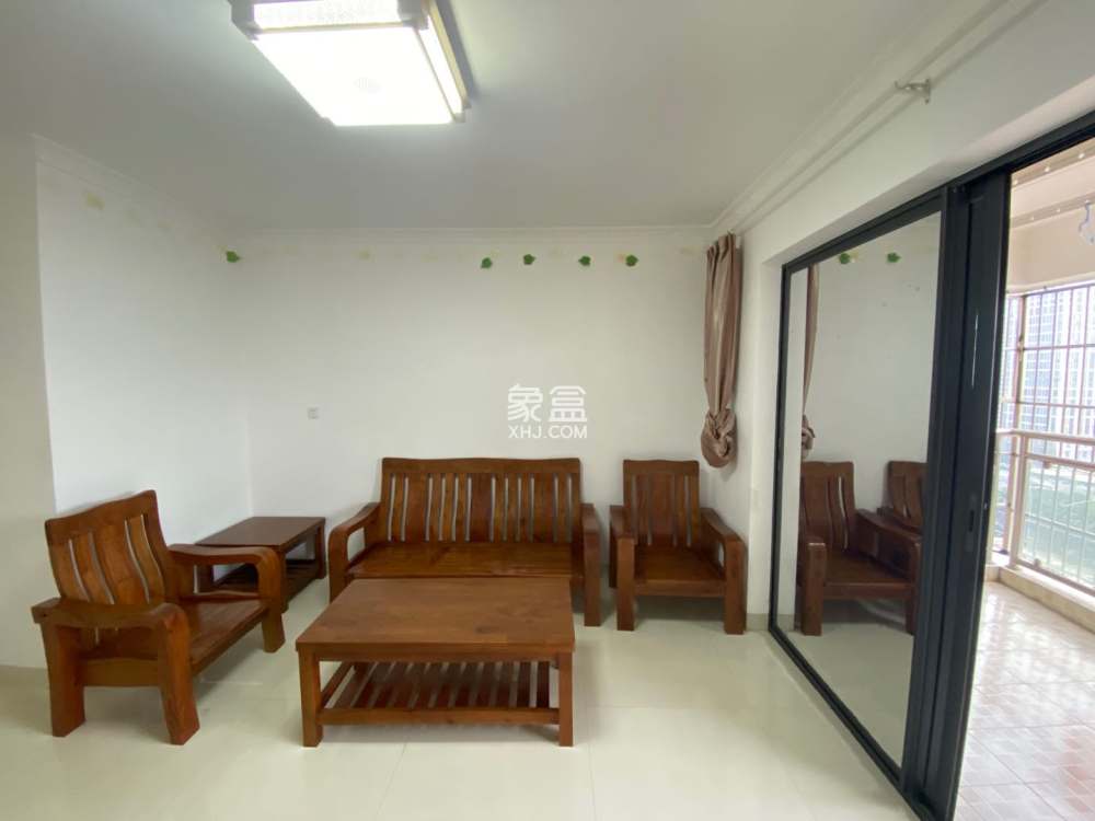 国兴城（C区）  2室2厅1卫    2700.0元/月室内图