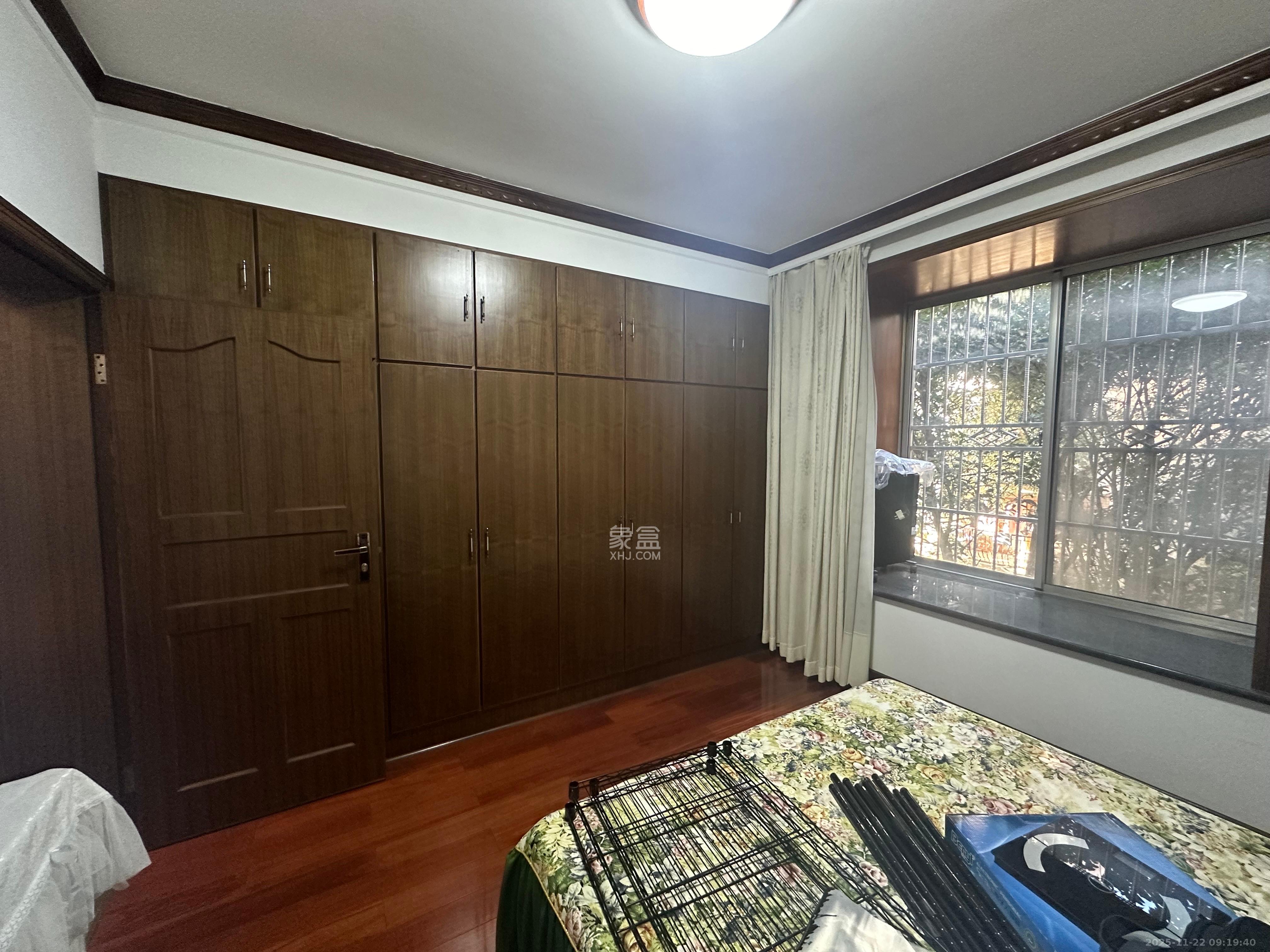 白沙花园 3室2厅2卫 3200.0元/月 白沙花园 3室2厅2卫 3200.0元/月室内图