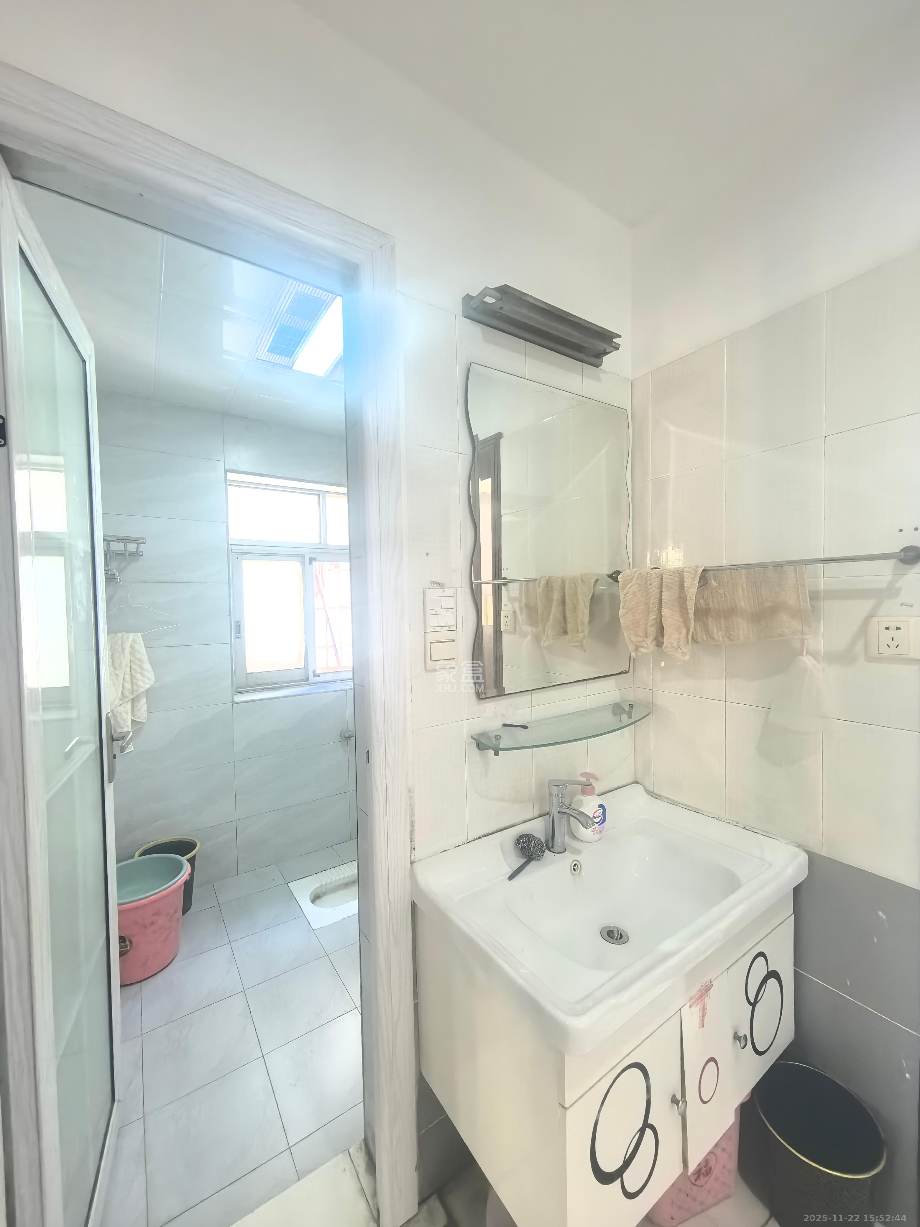 杏林小区 3室2厅1卫 2000.0元/月 杏林小区 3室2厅1卫 2000.0元/月室内图