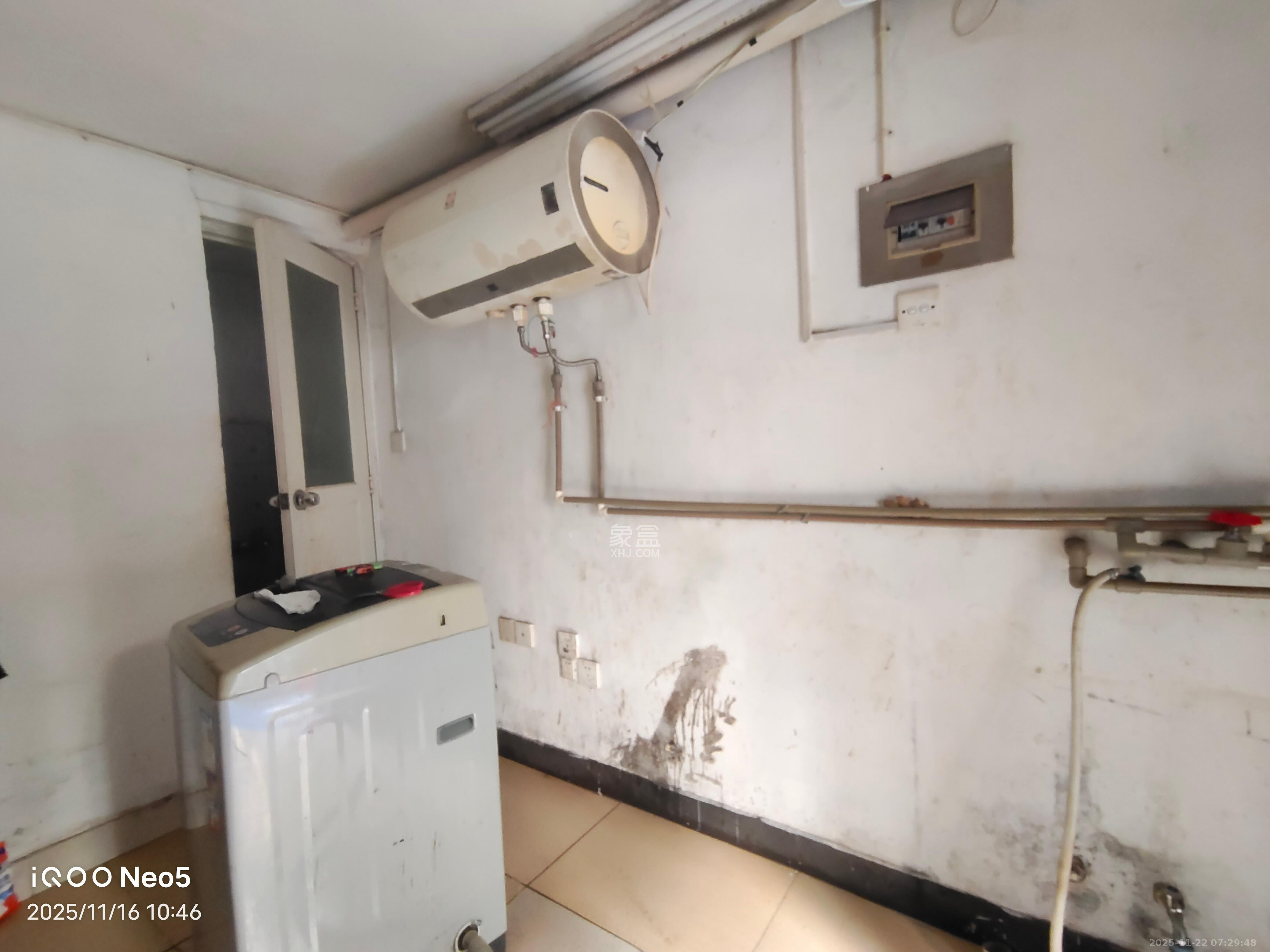 鄱阳小区 1室0厅0卫 400.0元/月 鄱阳小区 1室0厅0卫 400.0元/月室内图