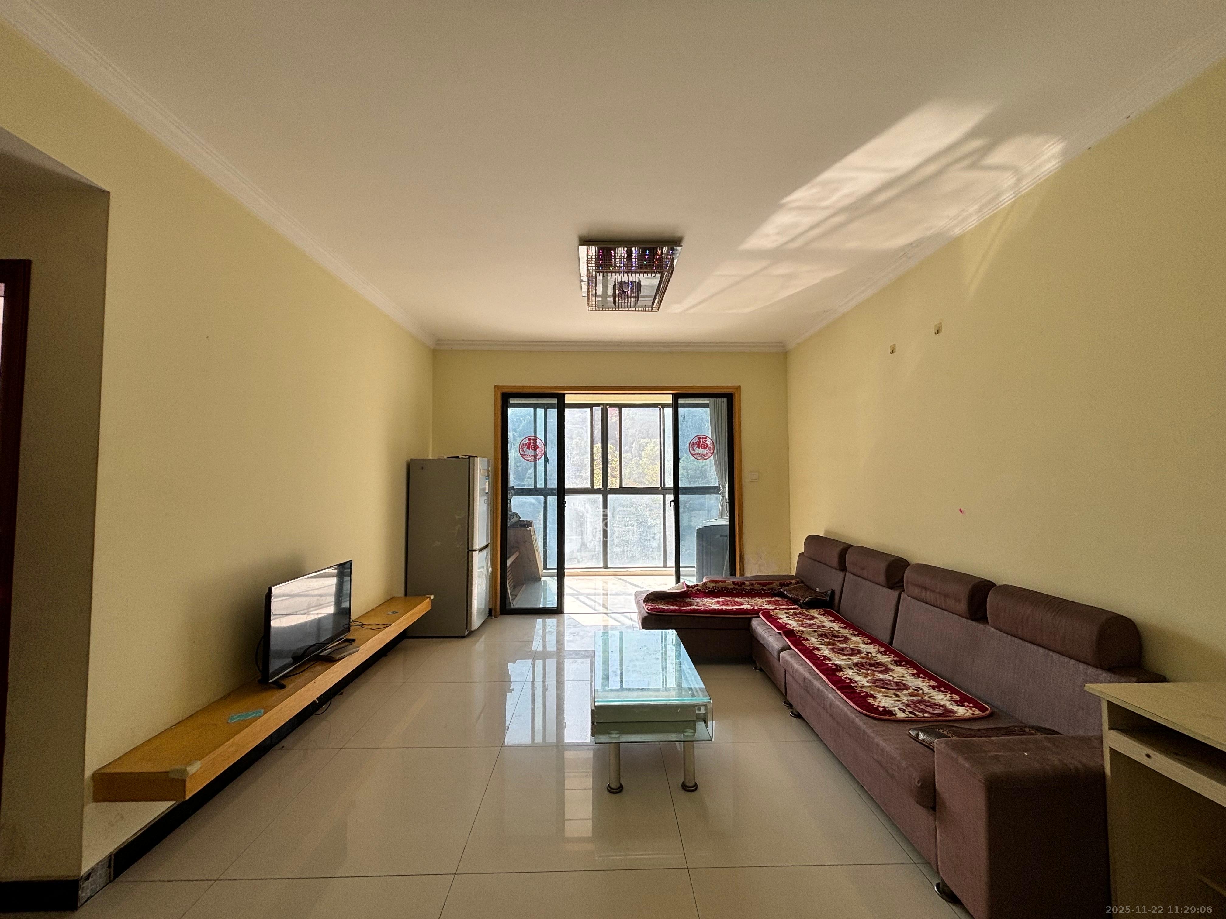 保利花园  2室2厅1卫    1700.0元/月