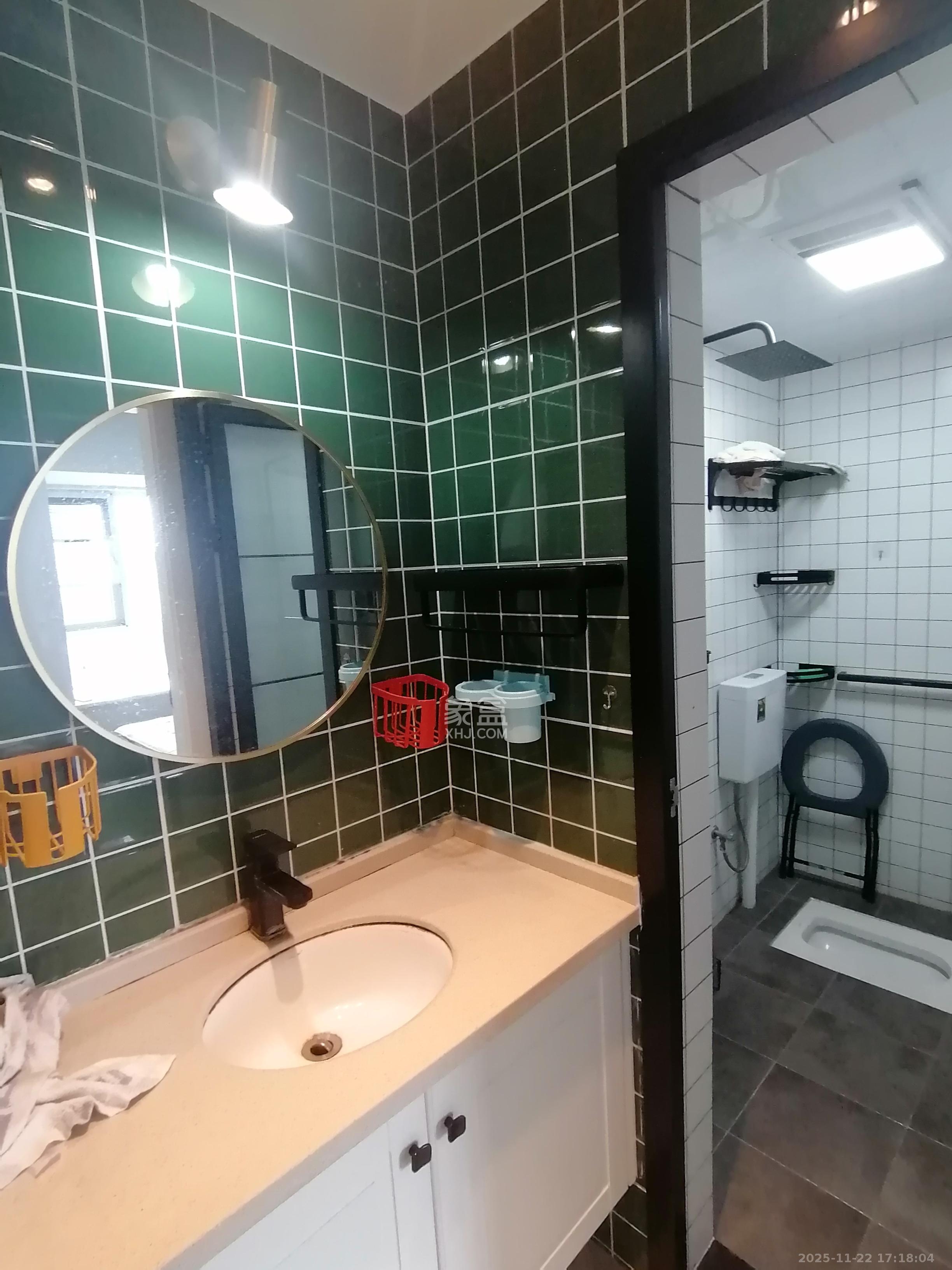 荣盛花语城 1室2厅1卫 2000.0元/月 荣盛花语城 1室2厅1卫 2000.0元/月室内图