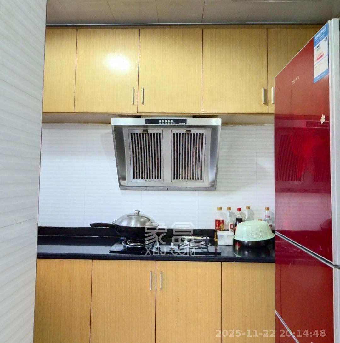 保利麓谷林语A区  3室2厅1卫    2200.0元/月室内图