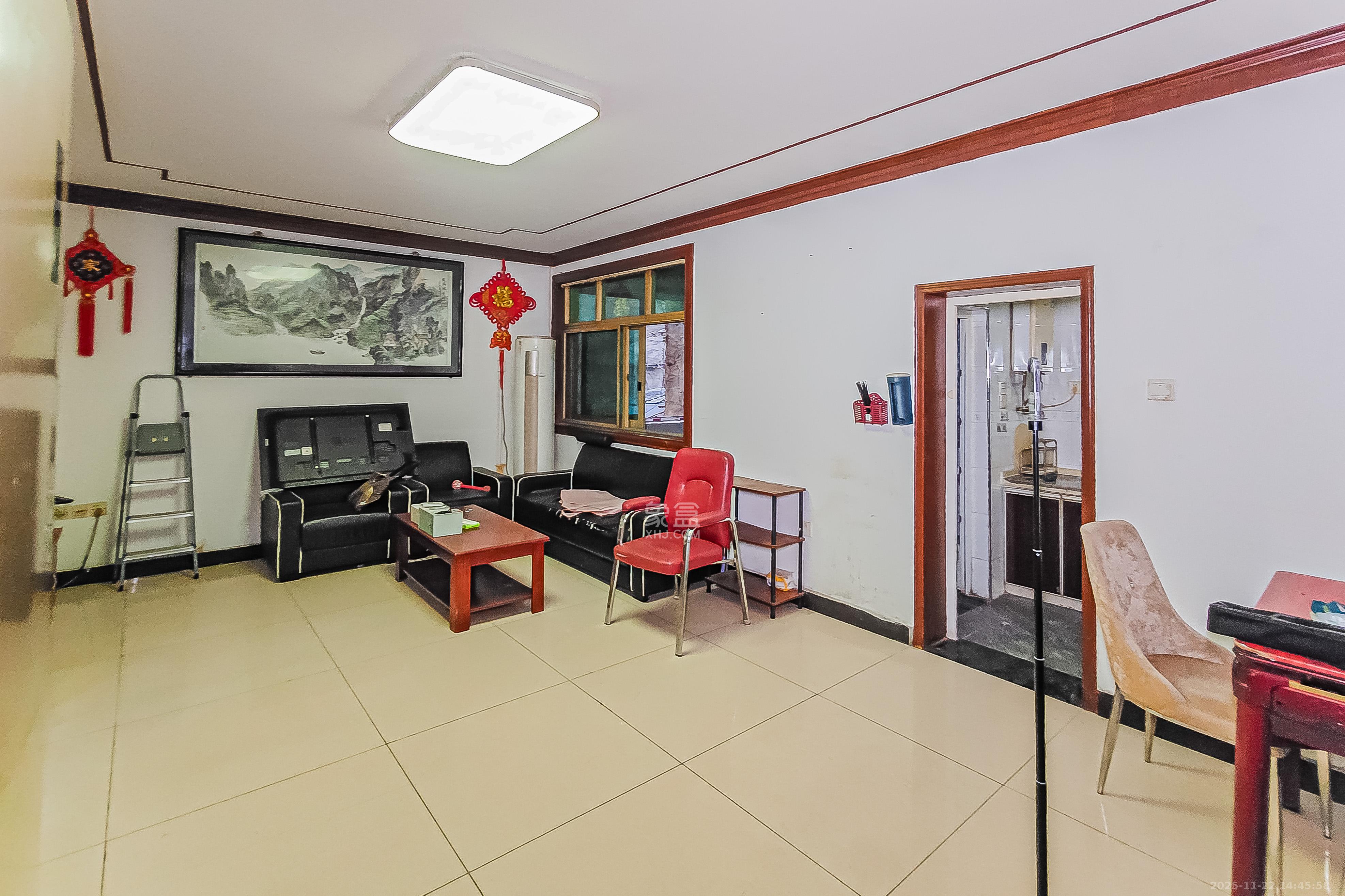 测绘局单位房  3室2厅1卫    69.0万