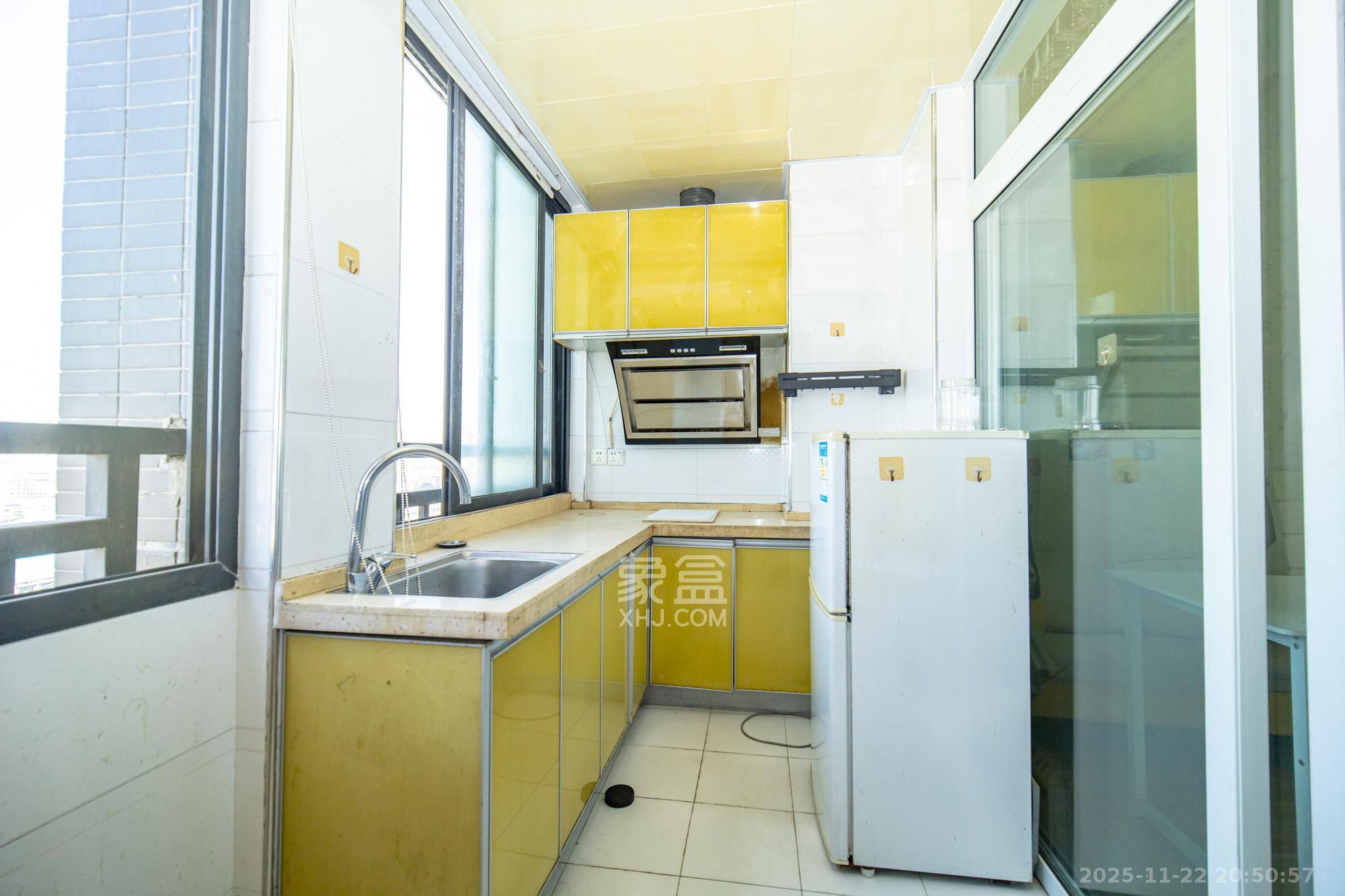 尚都花园城 1室1厅1卫 16.8万 尚都花园城 1室1厅1卫 16.8万厨房