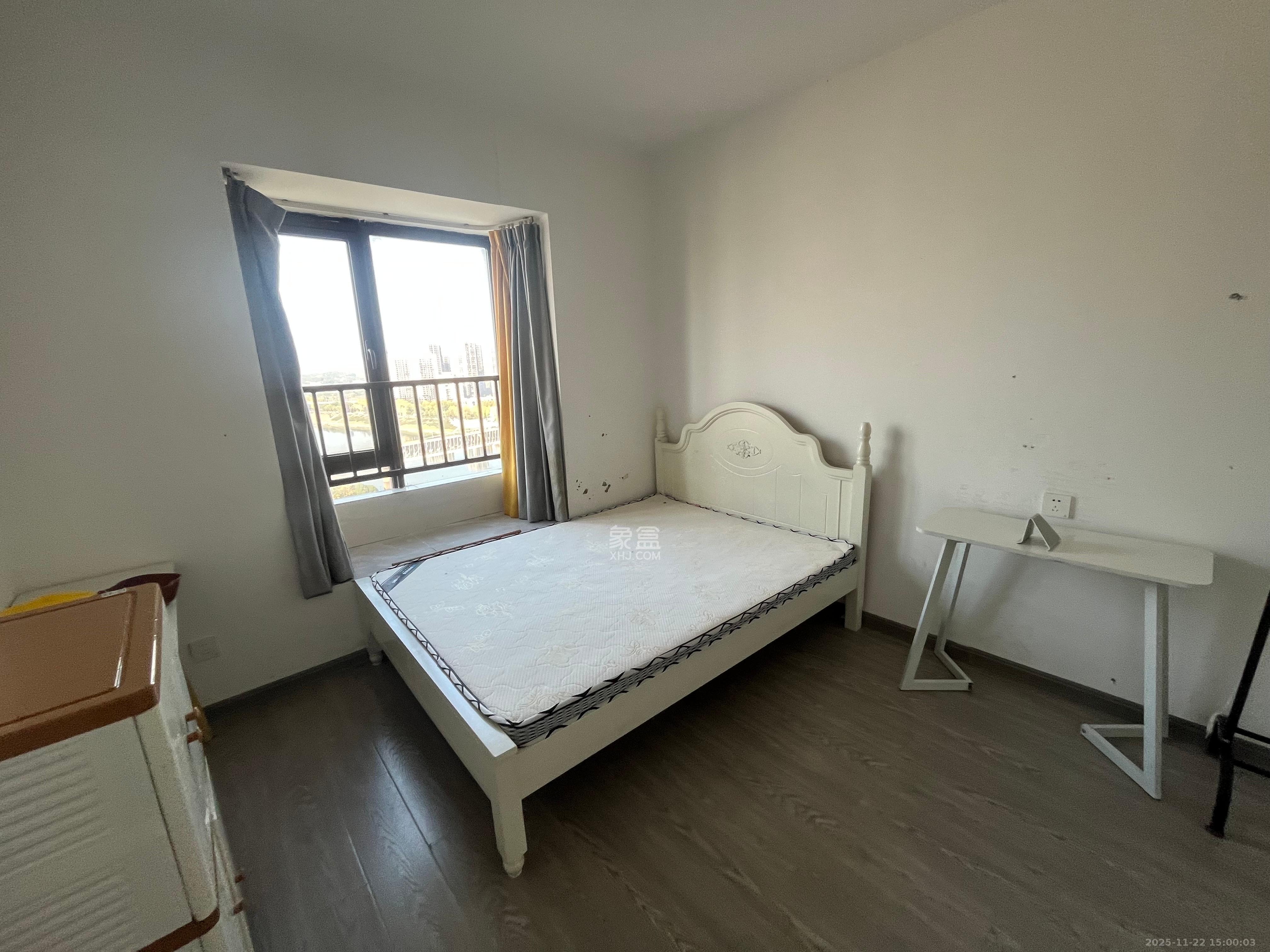 中欣楚天熙苑  1室0厅0卫    2700.0元/月室内图