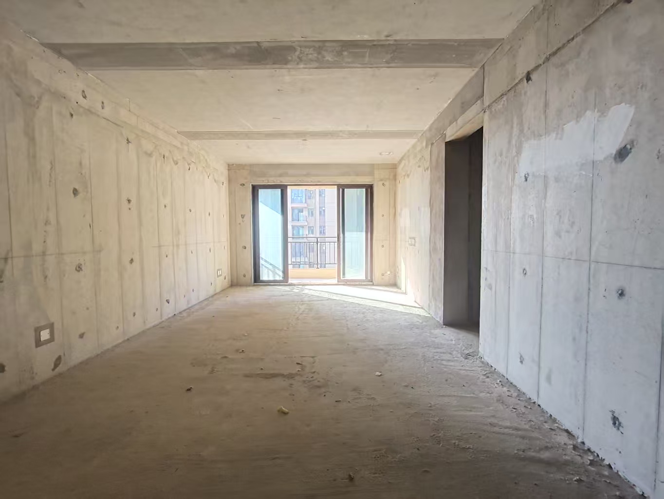 碧桂园锦岸  3室2厅2卫    65.0万