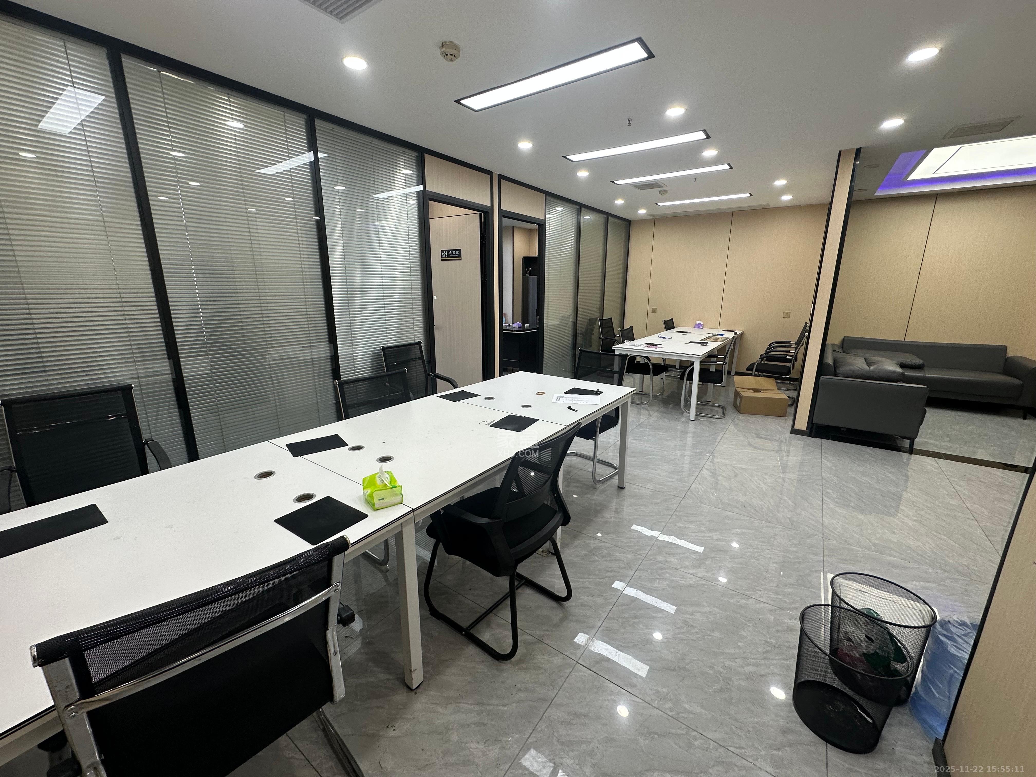 启迪协信中心 2室1厅1卫 6500.0元/月 启迪协信中心 2室1厅1卫 6500.0元/月室内图