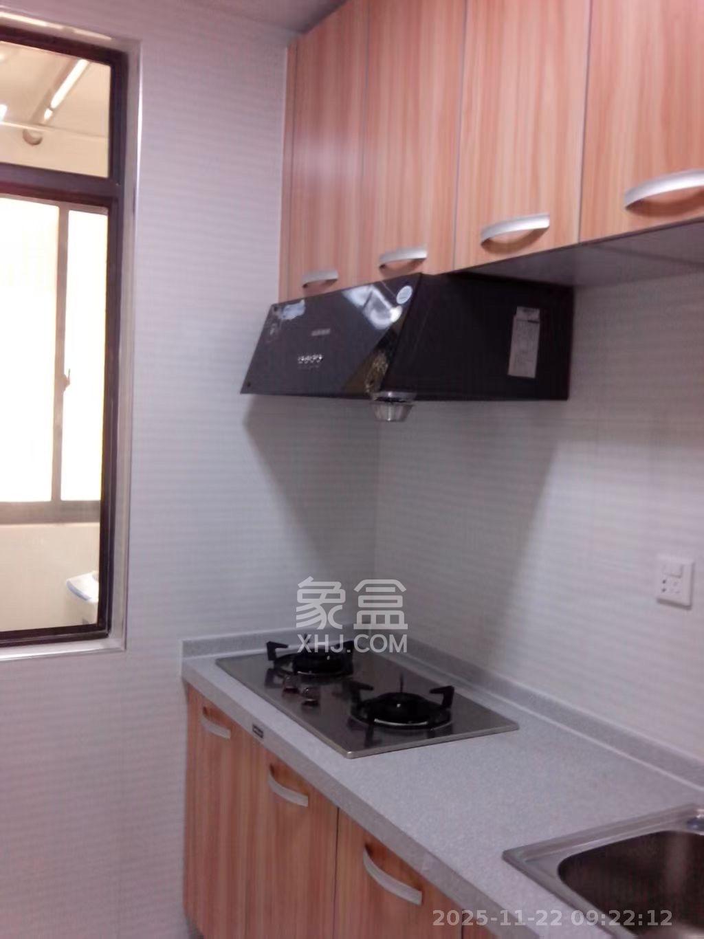 鸿基橄榄君庭 2室1厅1卫 2400.0元/月 鸿基橄榄君庭 2室1厅1卫 2400.0元/月室内图