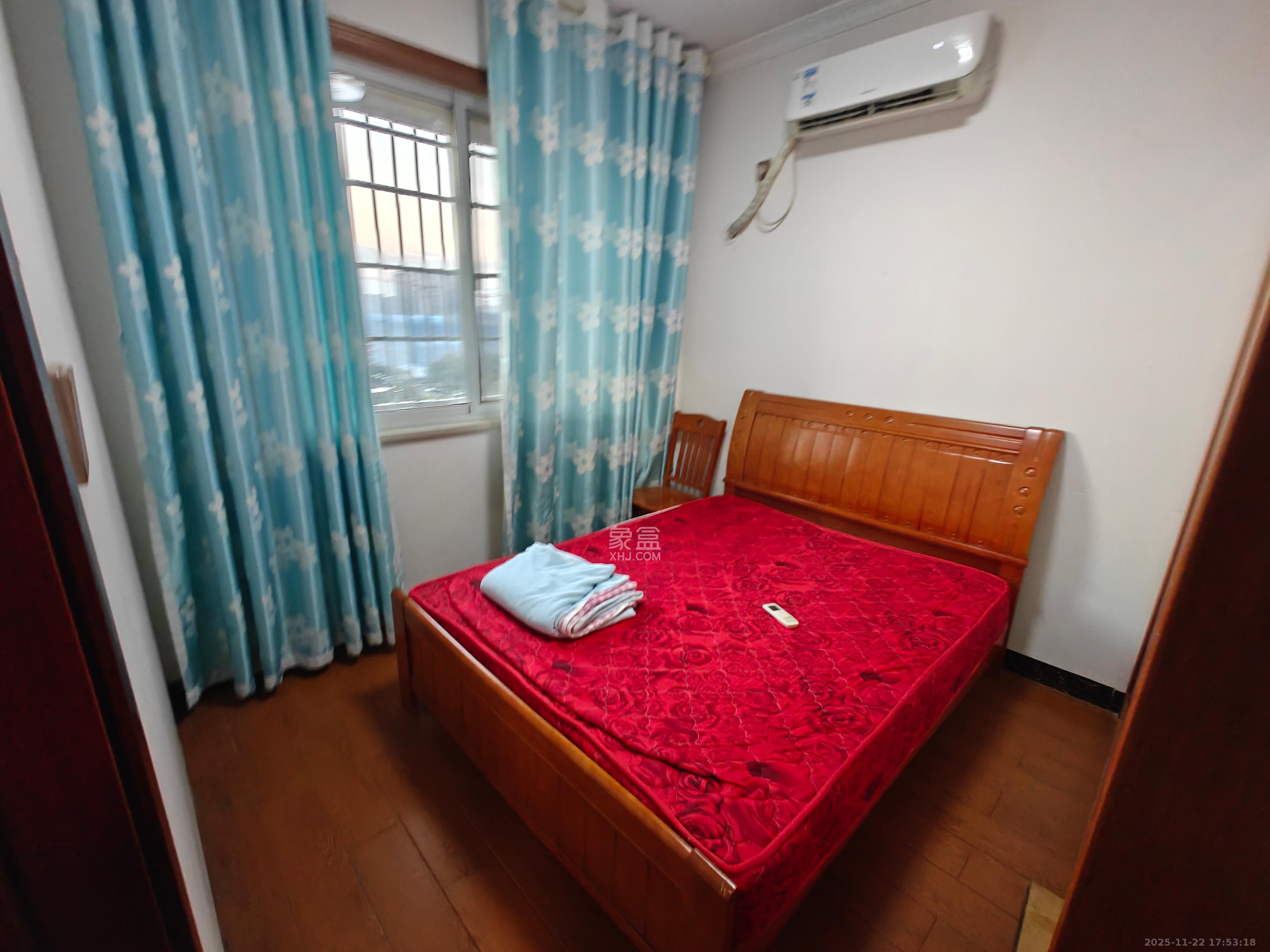 嘉顺苑 1室2厅1卫 2000.0元/月 嘉顺苑 1室2厅1卫 2000.0元/月室内图