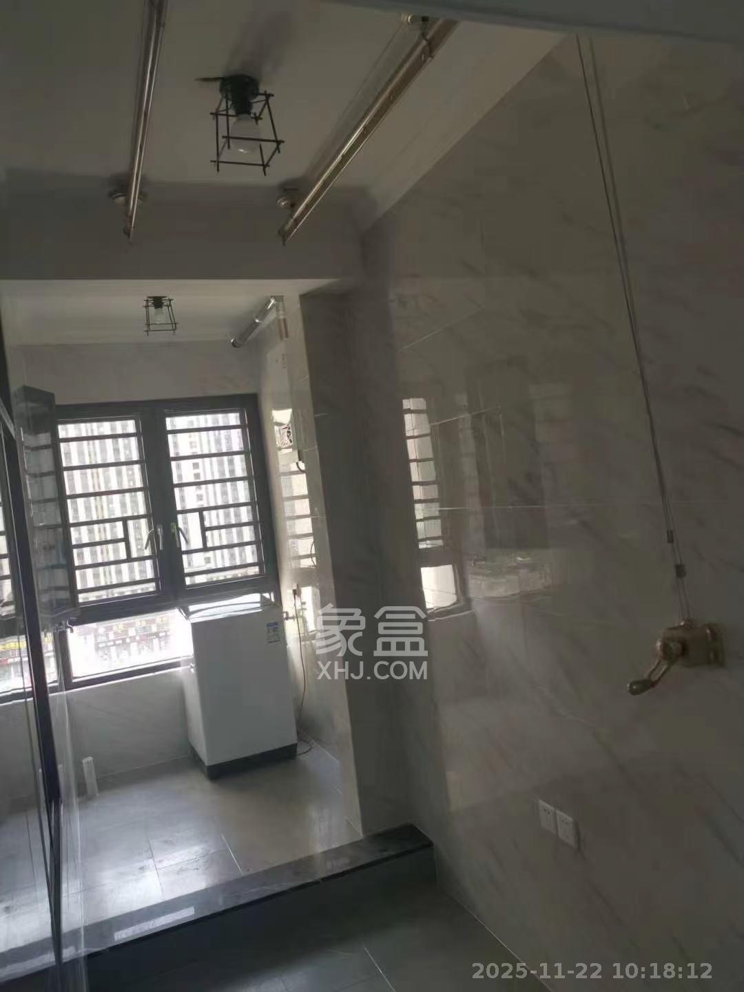 惠天然梅岭国际  3室2厅1卫    2500.0元/月室内图