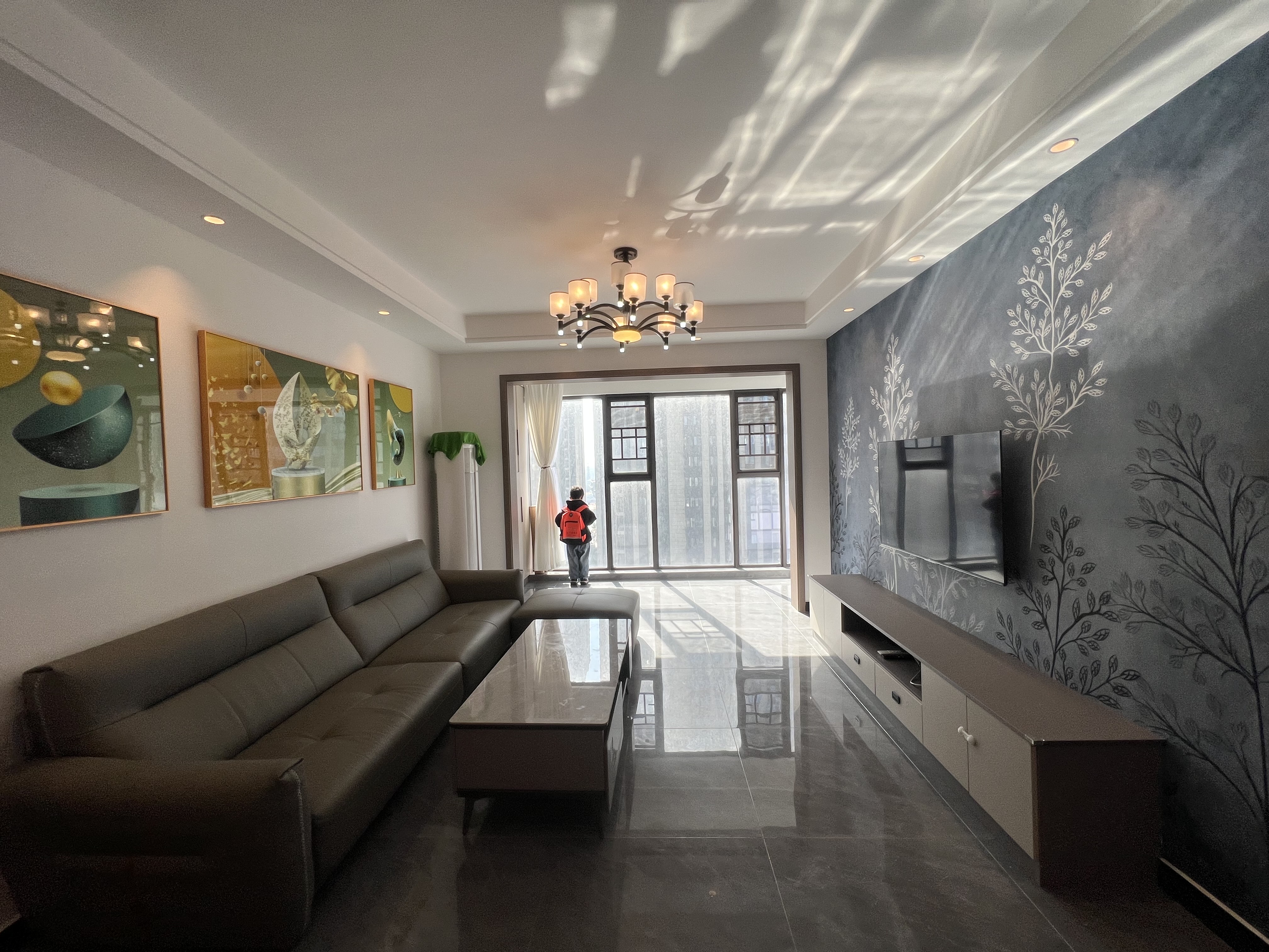 湘域芯城二期  3室2厅1卫    2600.0元/月户型图