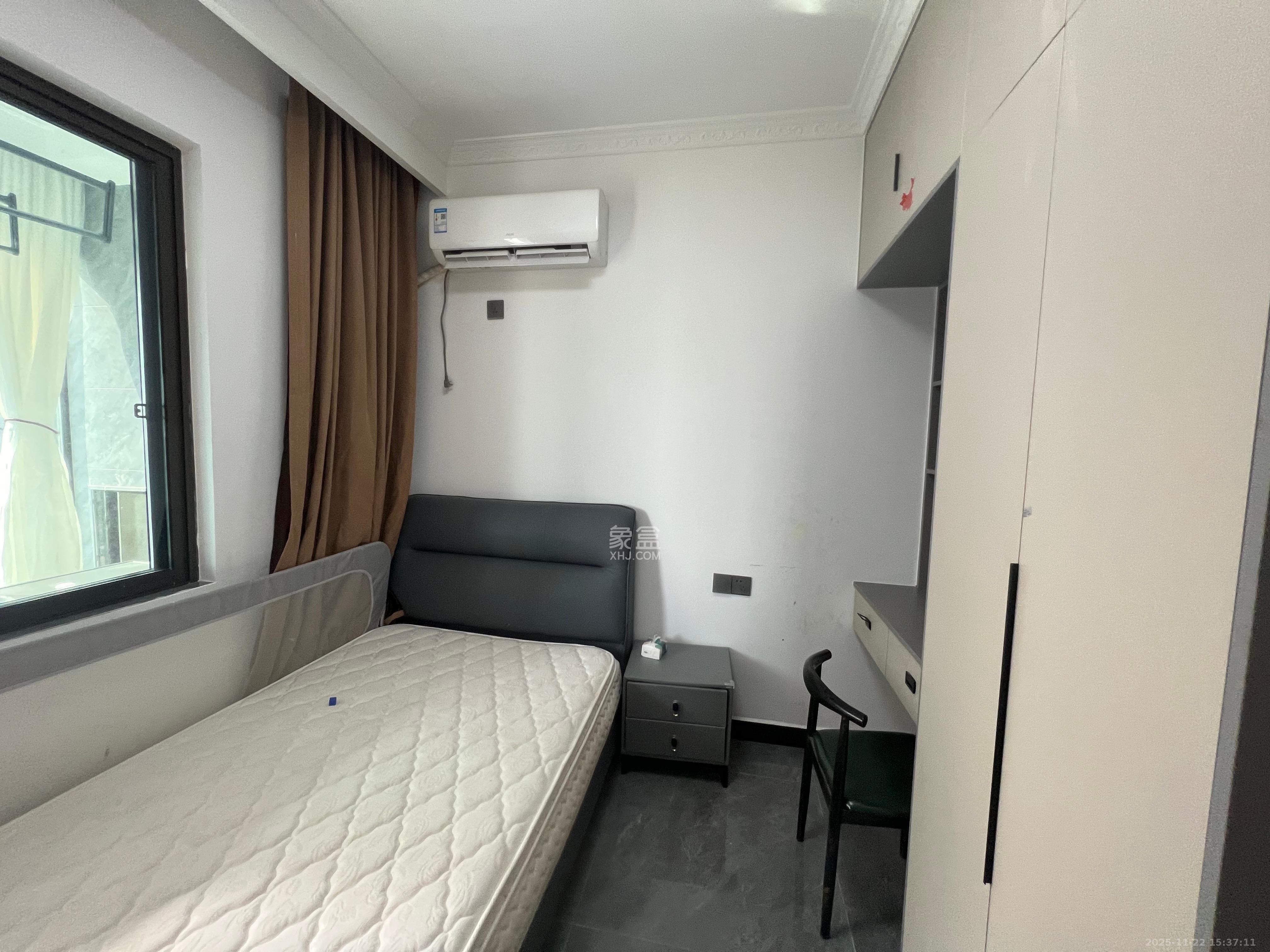 湘域芯城二期  3室2厅1卫    2600.0元/月室内图