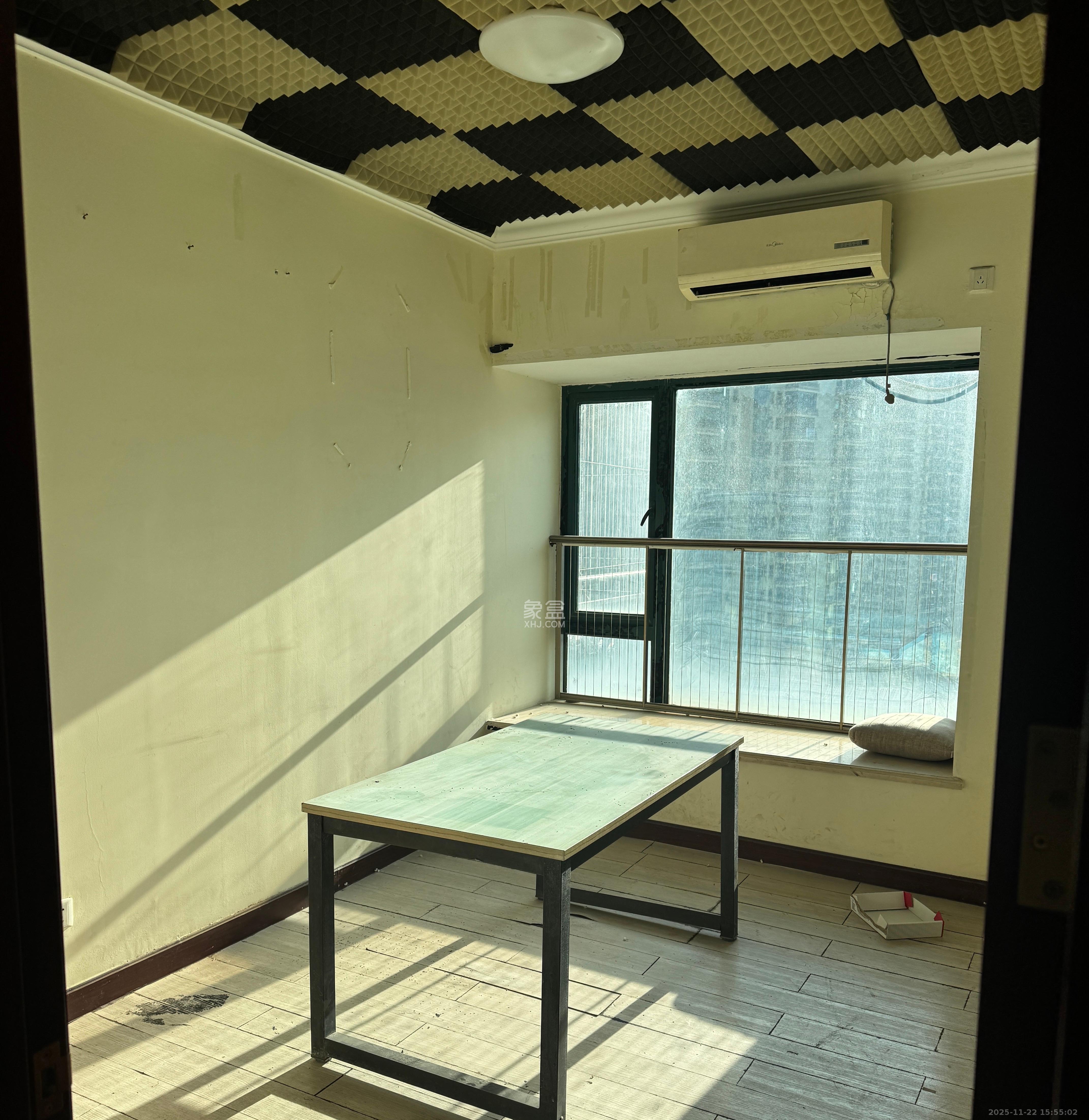 恒大雅苑 3室2厅2卫 2500.0元/月 恒大雅苑 3室2厅2卫 2500.0元/月室内图