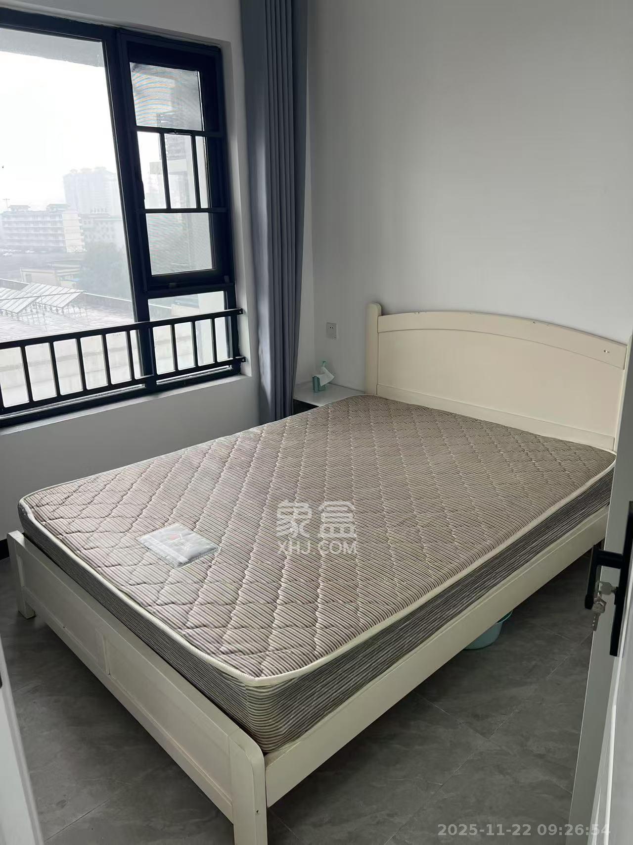 蔷薇国际 3室2厅1卫 1800.0元/月 蔷薇国际 3室2厅1卫 1800.0元/月室内图