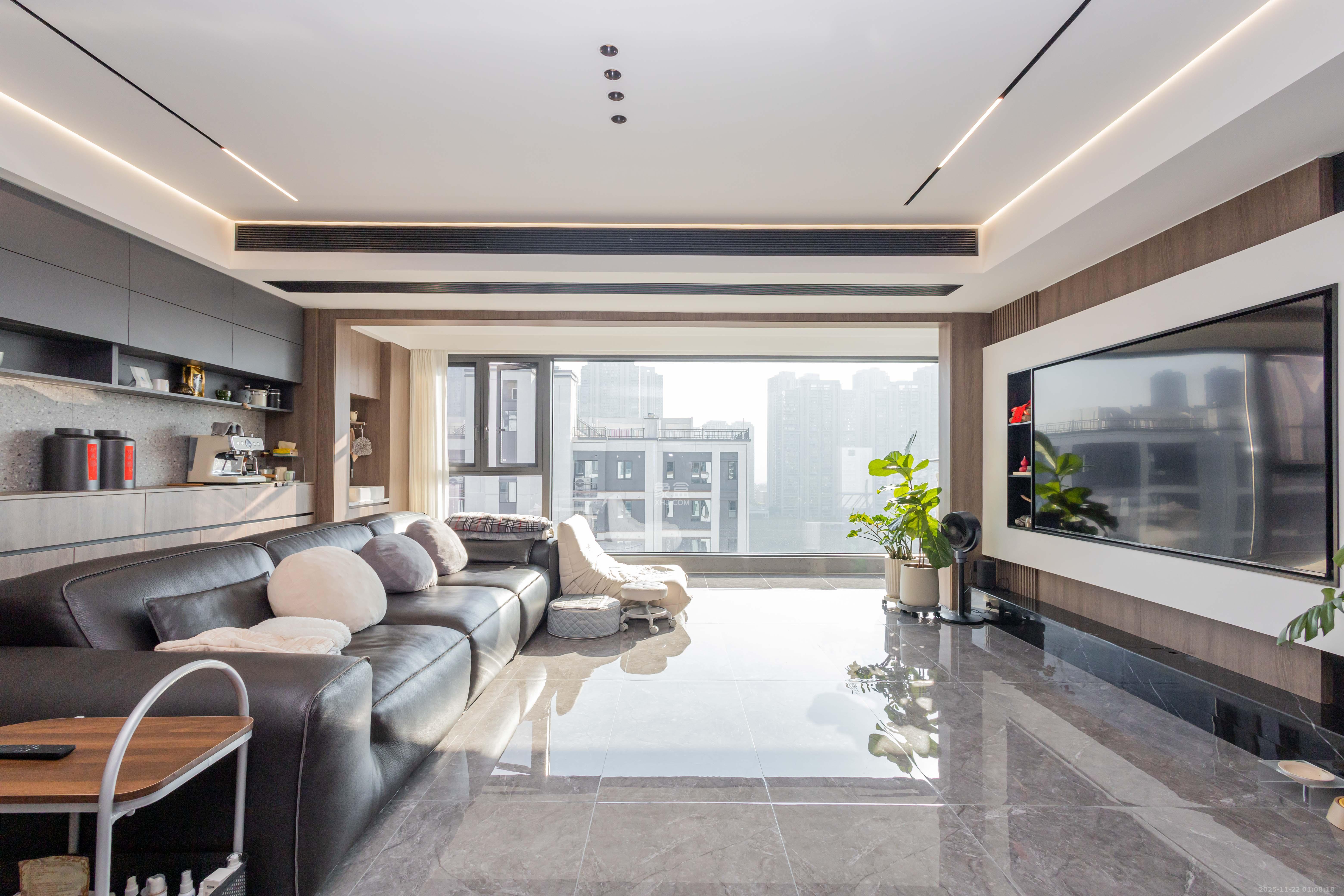 龙湖天璞  4室2厅2卫    268.0万