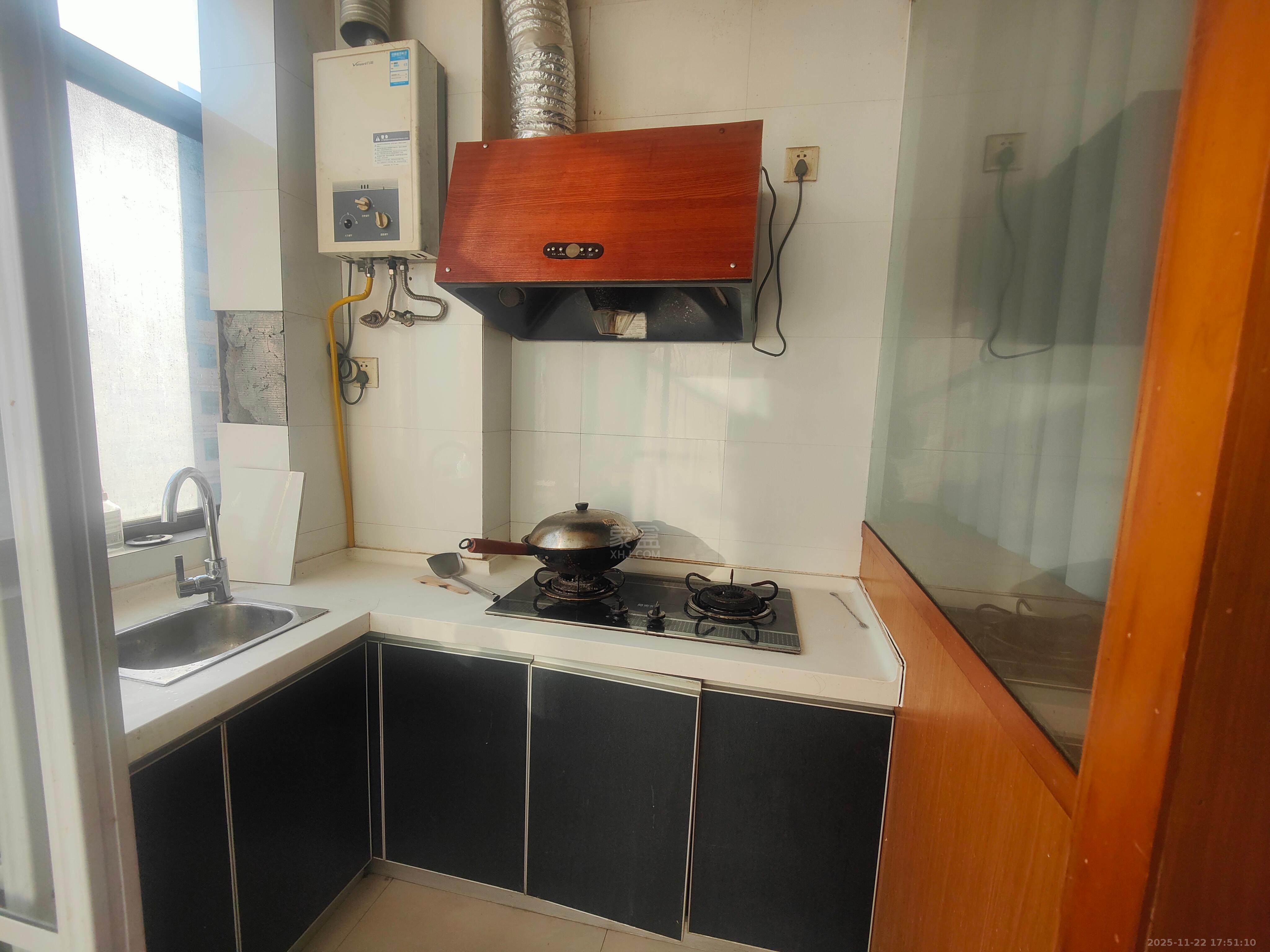 庐山春天大厦(和一宾馆) 1室1厅1卫 900.0元/月 庐山春天大厦(和一宾馆) 1室1厅1卫 900.0元/月室内图